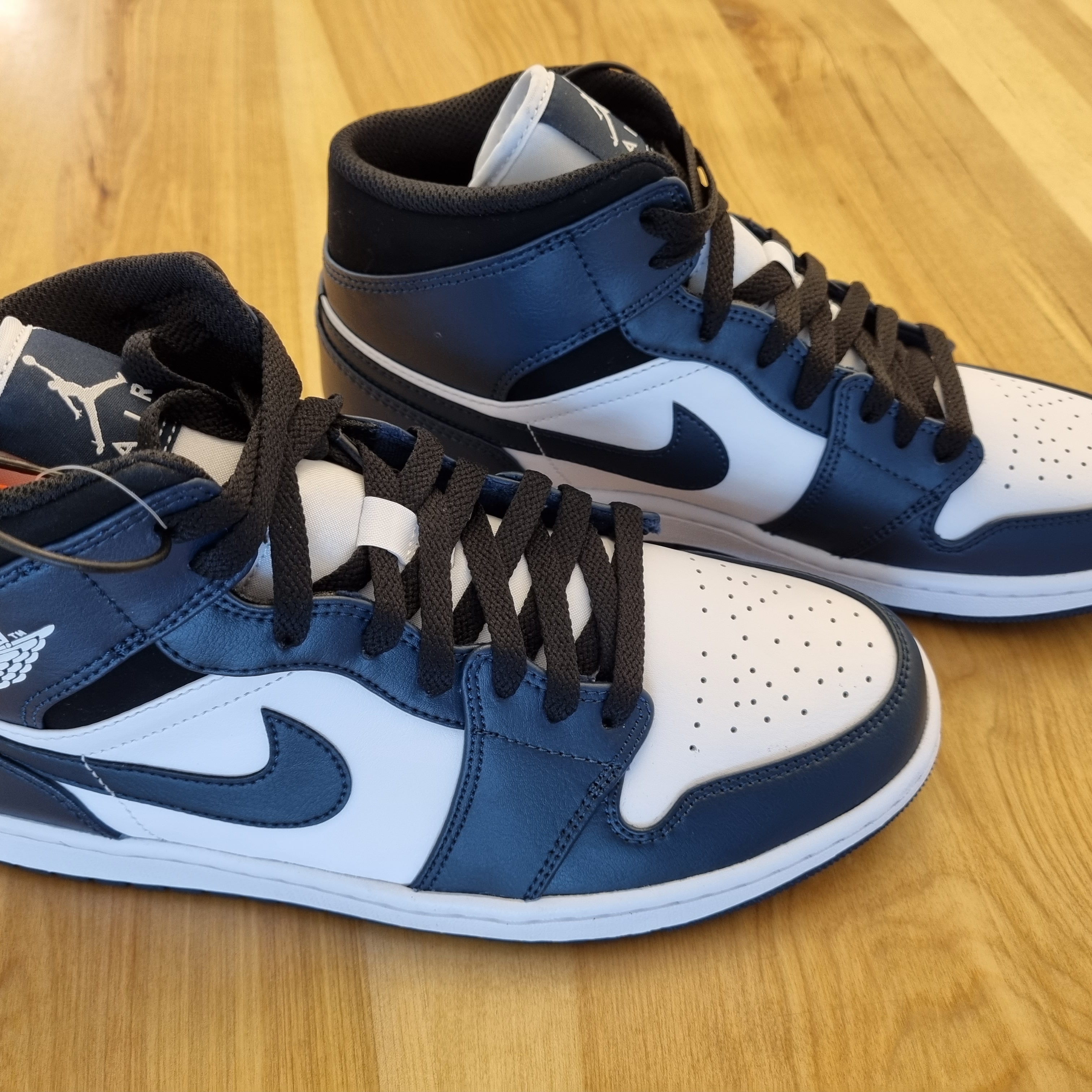 Jordan 1 Mid Dark Teal 착용 스타일 - 2