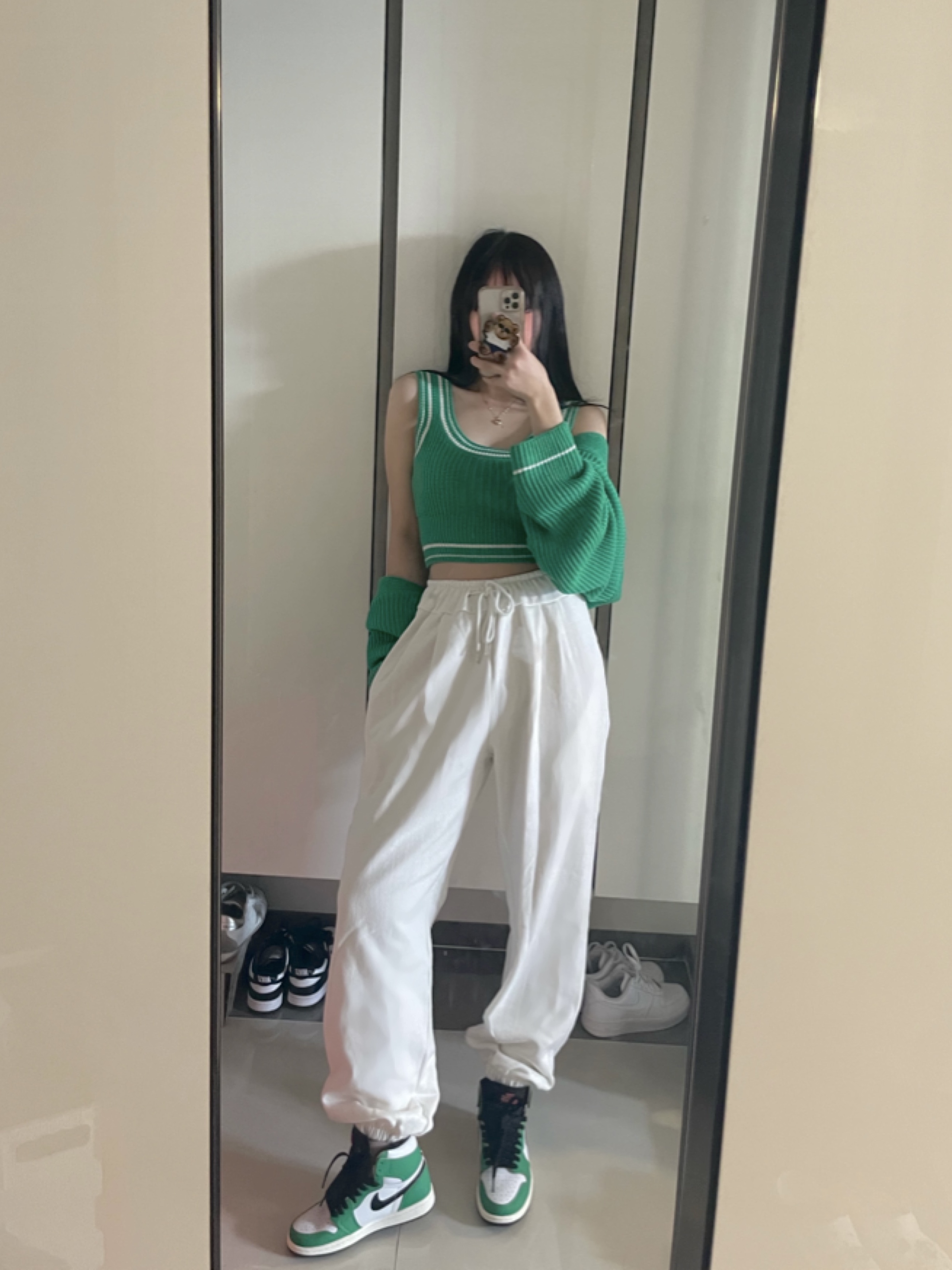 (W) Jordan 1 Retro High OG Lucky Green 착용 스타일