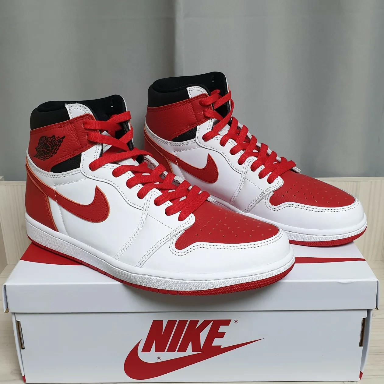 Jordan 1 Retro High OG Heritage, Jordan 1 Retro High OG Dark Marina Blue 착용 스타일 - 1