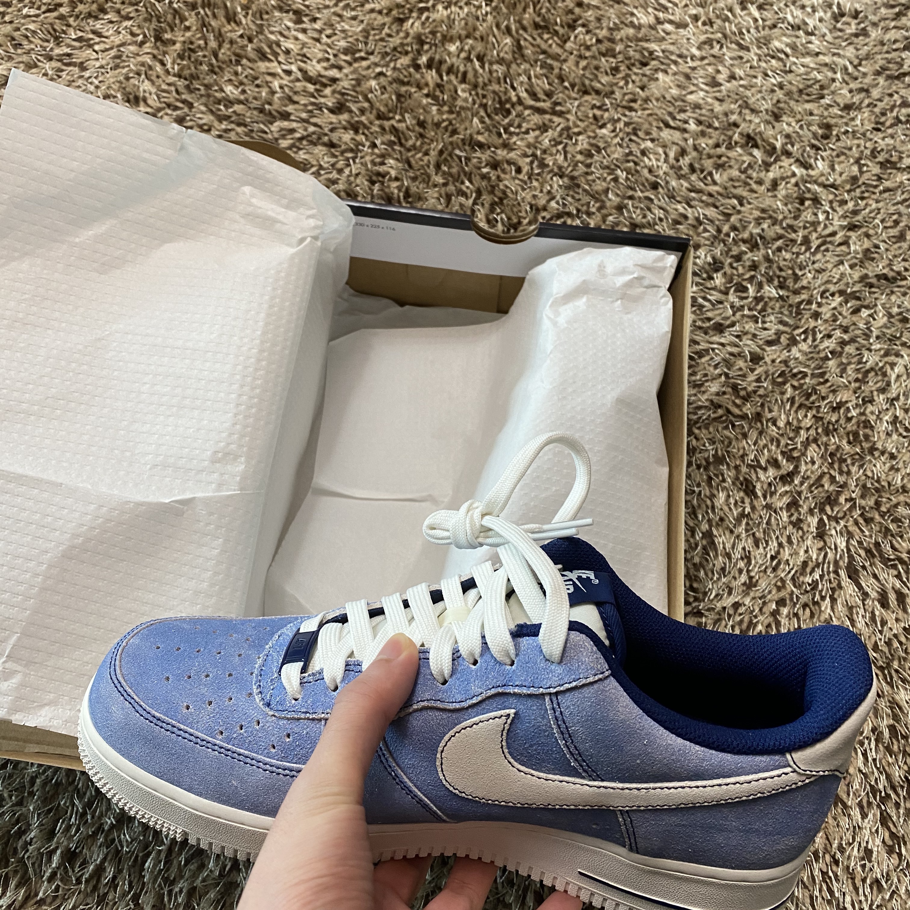 Nike Air Force 1 '07 LV8 Dusty Blue 착용 스타일 - 3