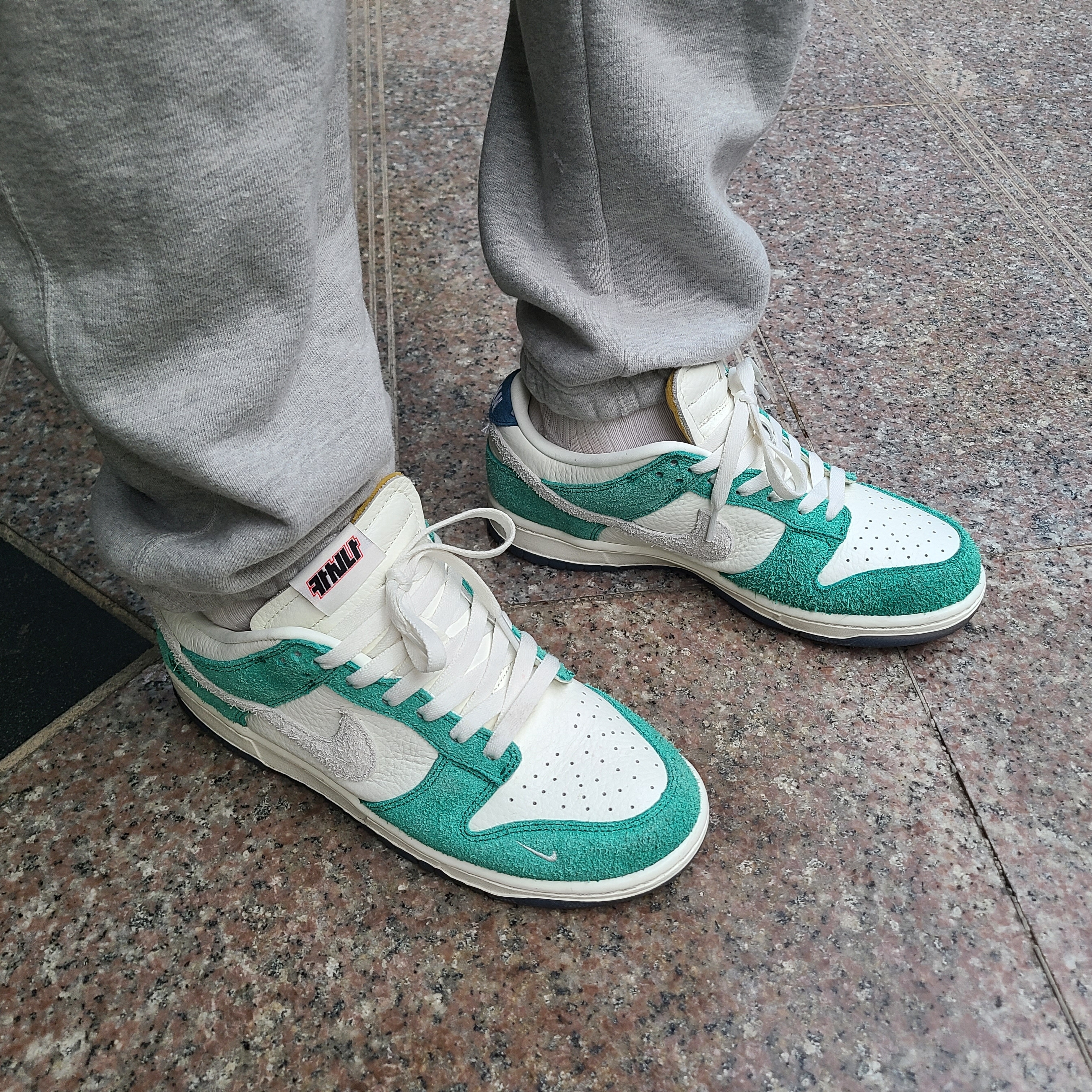 Nike x Kasina Dunk Low Road Sign - Kasina Exclusive 착용 스타일