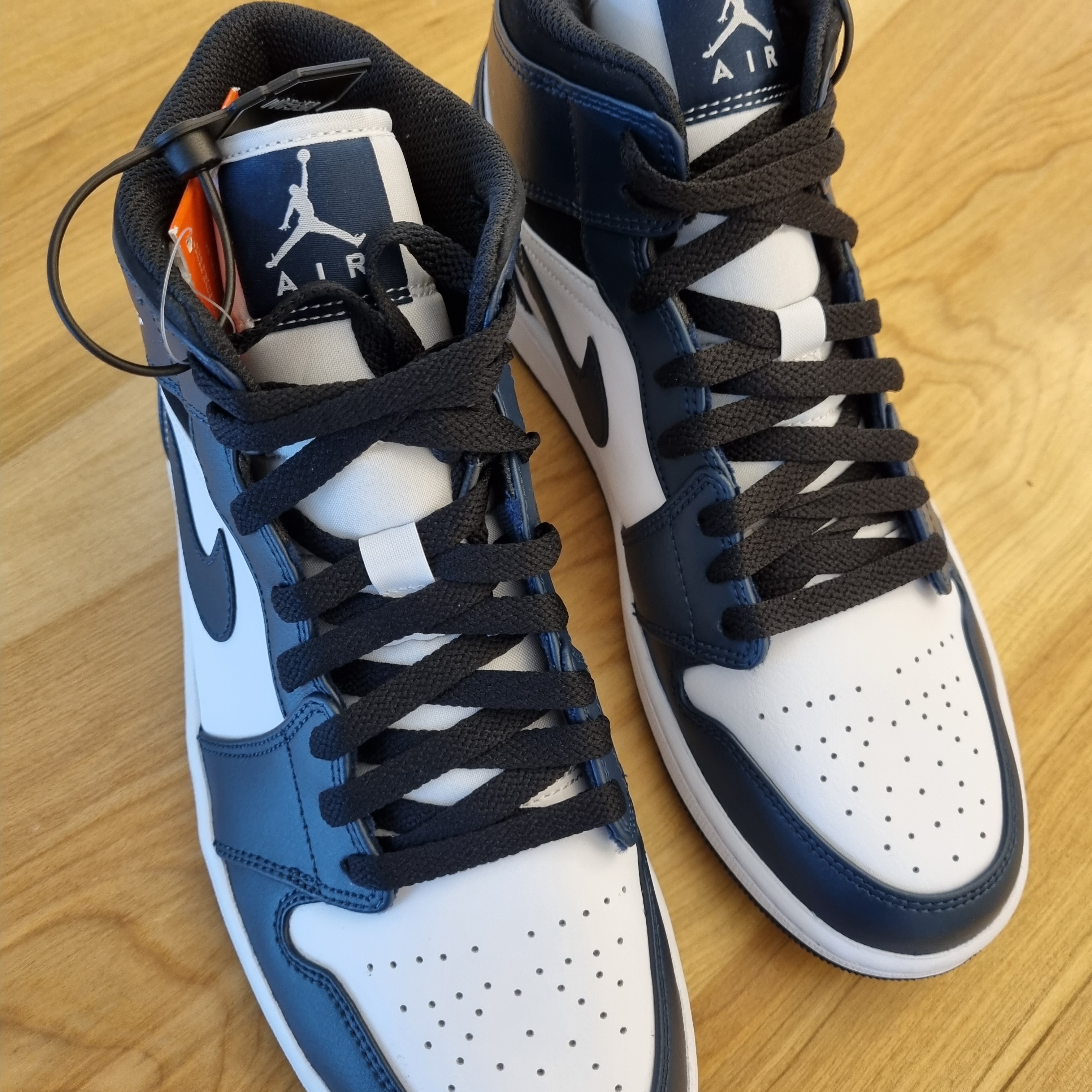 Jordan 1 Mid Dark Teal 착용 스타일 - 3