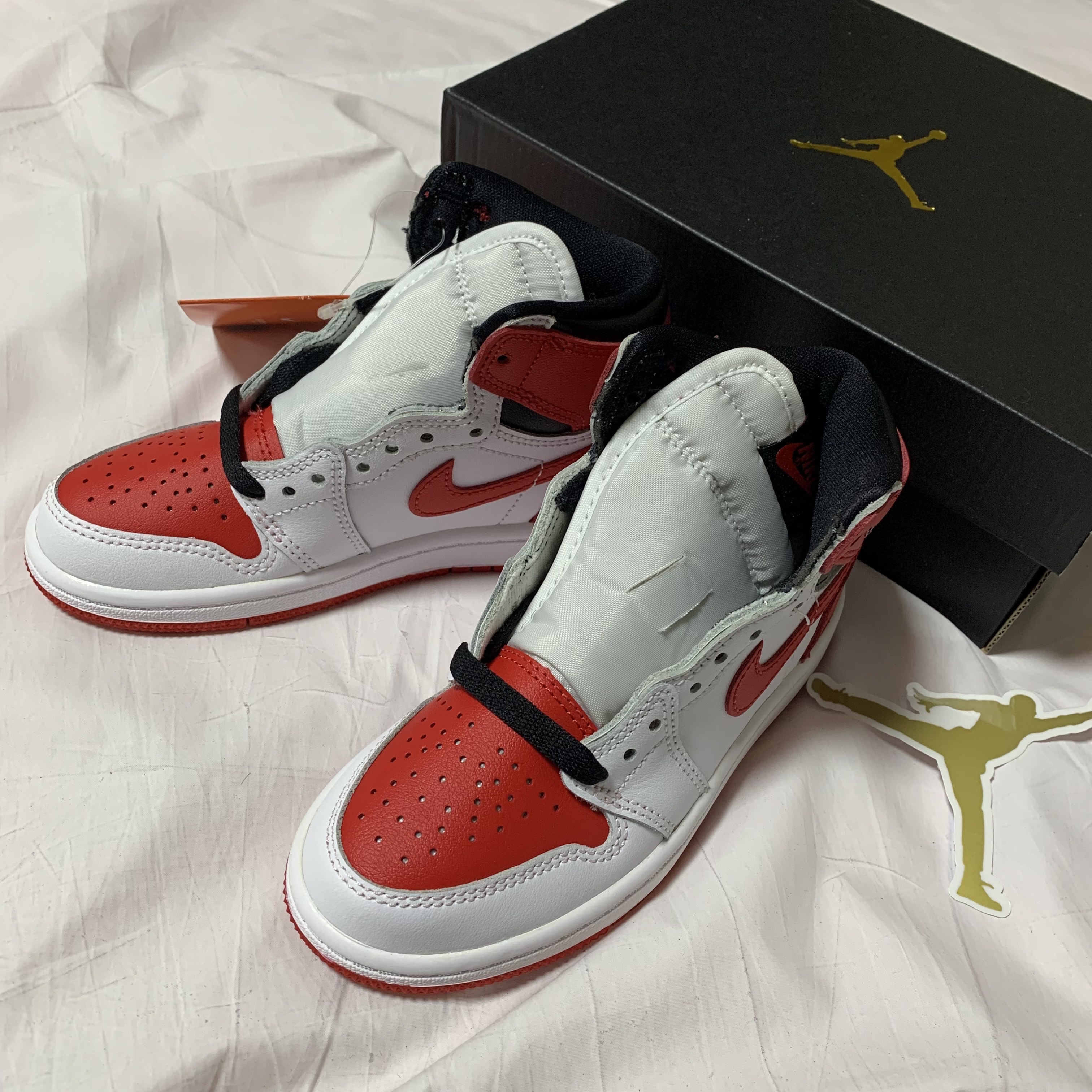 Jordan 1 Retro High OG Heritage 착용 스타일