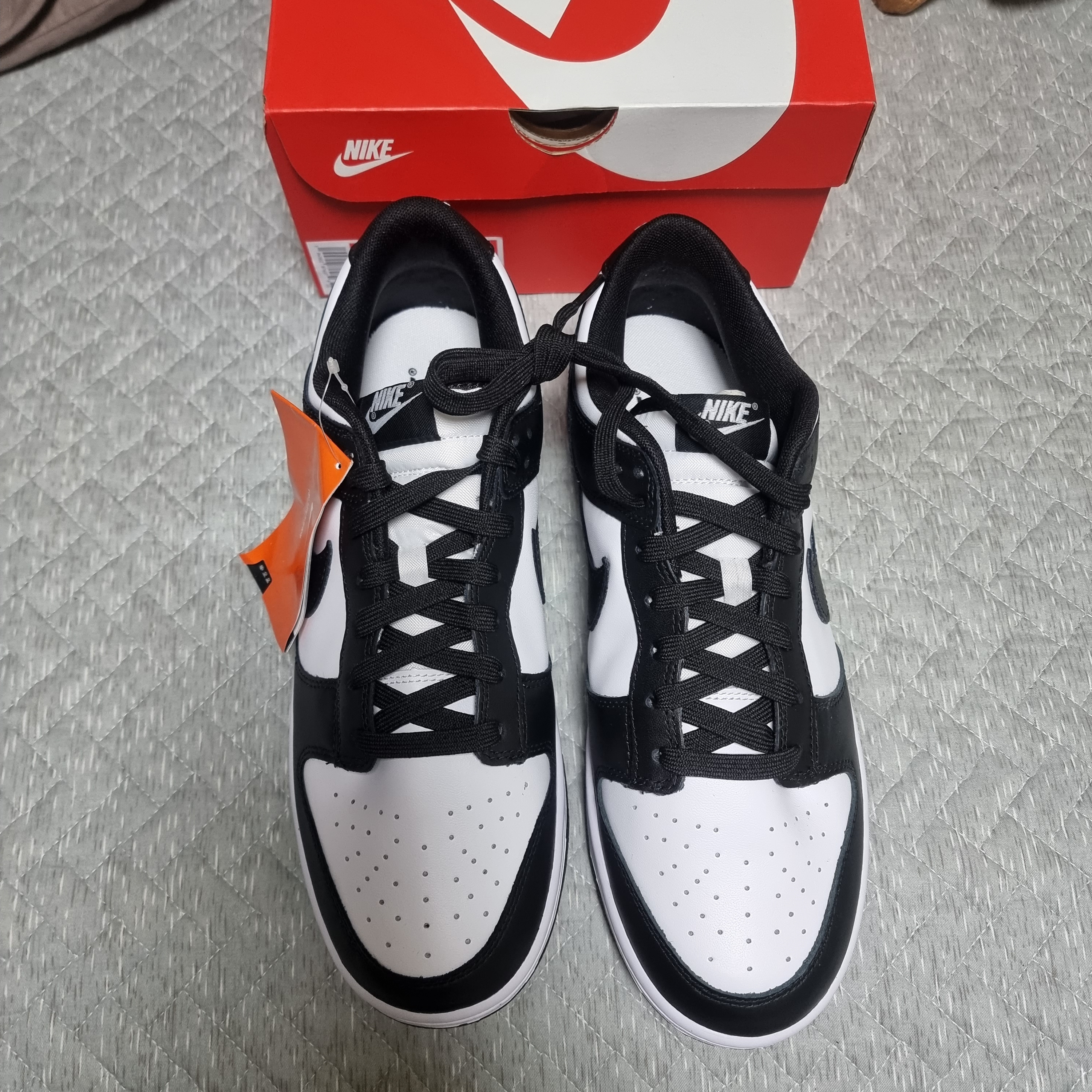 Nike Dunk Low Retro Black 착용 스타일