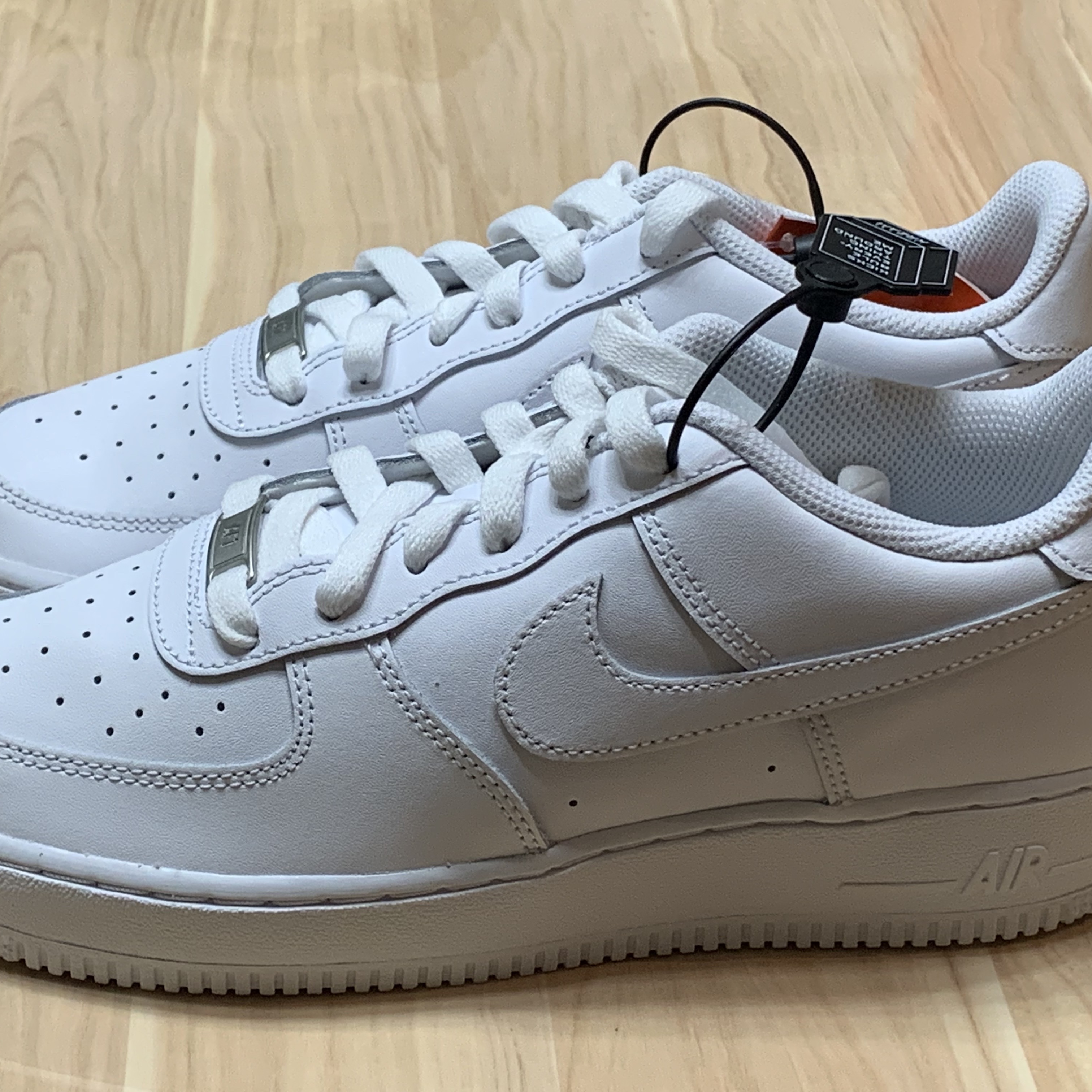 (GS) Nike Air Force 1 LE White 착용 스타일 - 2