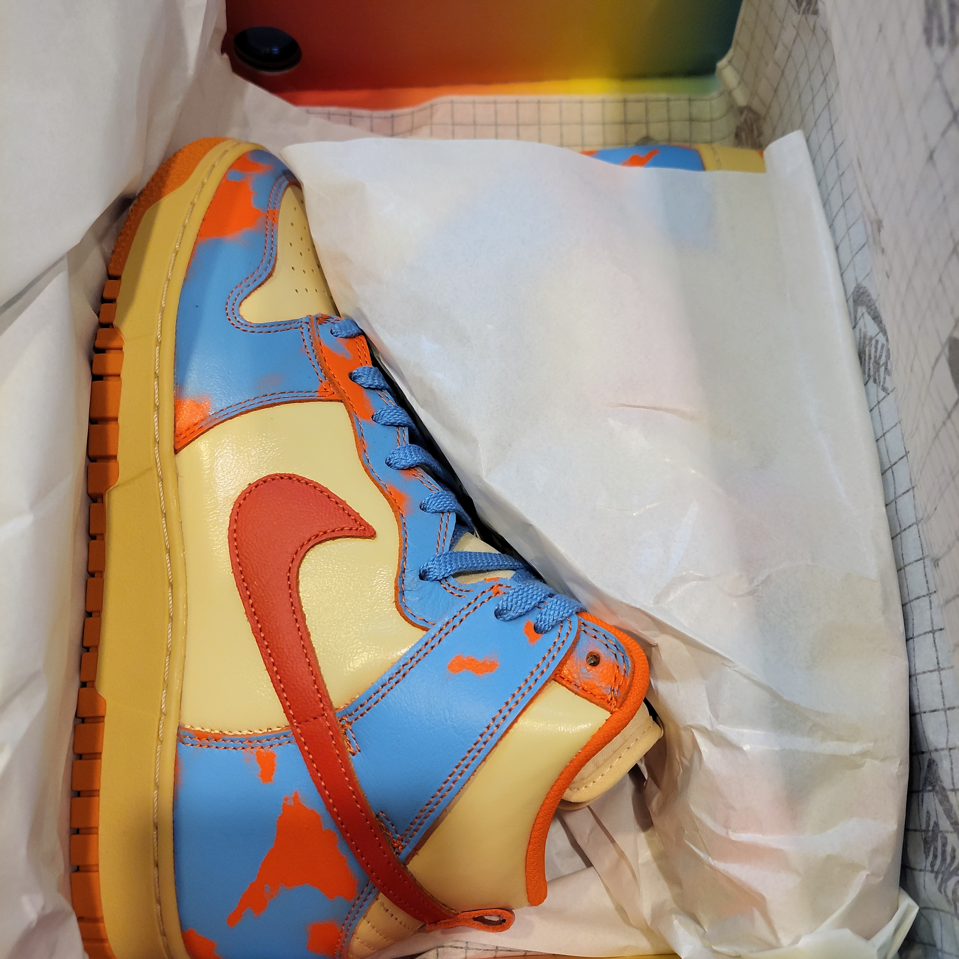 Nike Dunk High 1985 SP Orange Acid Wash 착용 스타일