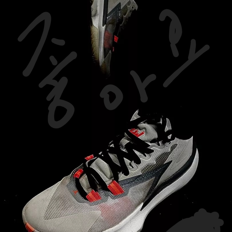 Jordan Zion 1 PF Light Smoke Grey Total Orange 착용 스타일