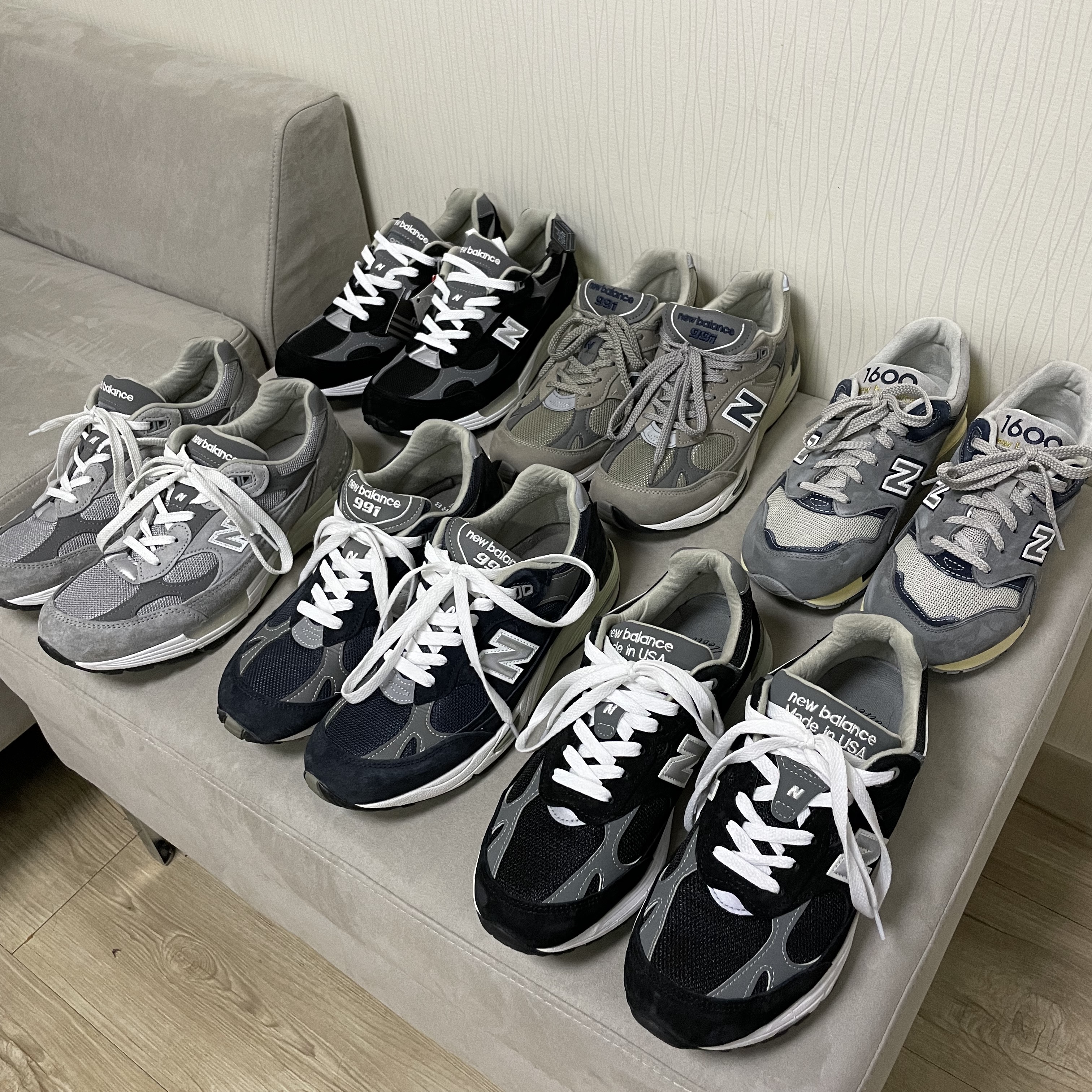 New Balance 992 Made in USA Grey - D Standard, New Balance 992 Made in USA Black Grey 착용 스타일
