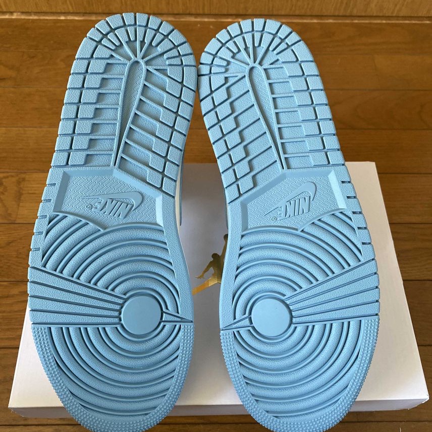 (W) Jordan 1 Mid Sail and Worn Blue 착용 스타일 - 5