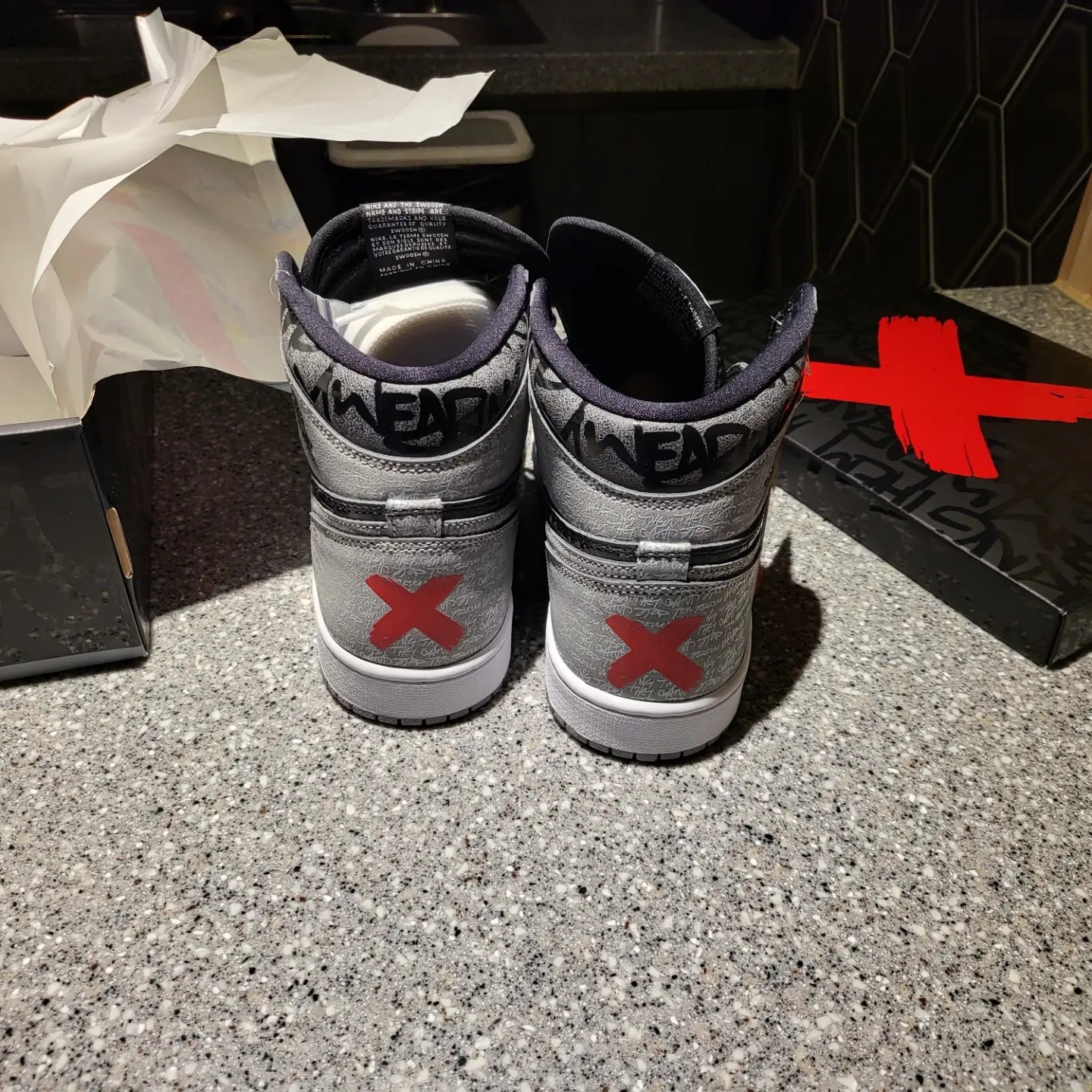 Jordan 1 Retro High OG Rebellionaire 착용 스타일 - 2