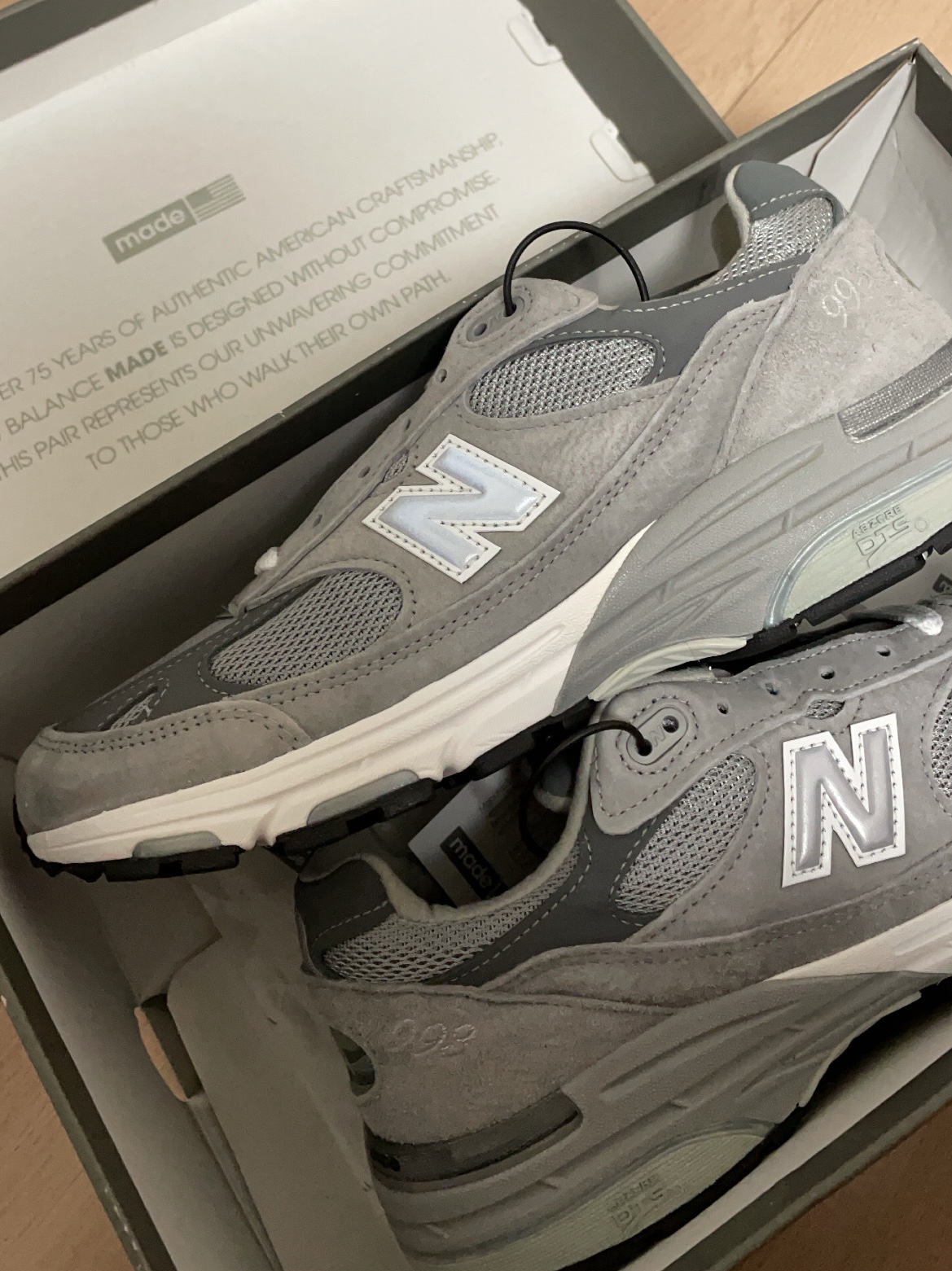 New Balance 993 Made in USA Grey - D Standard 착용 스타일