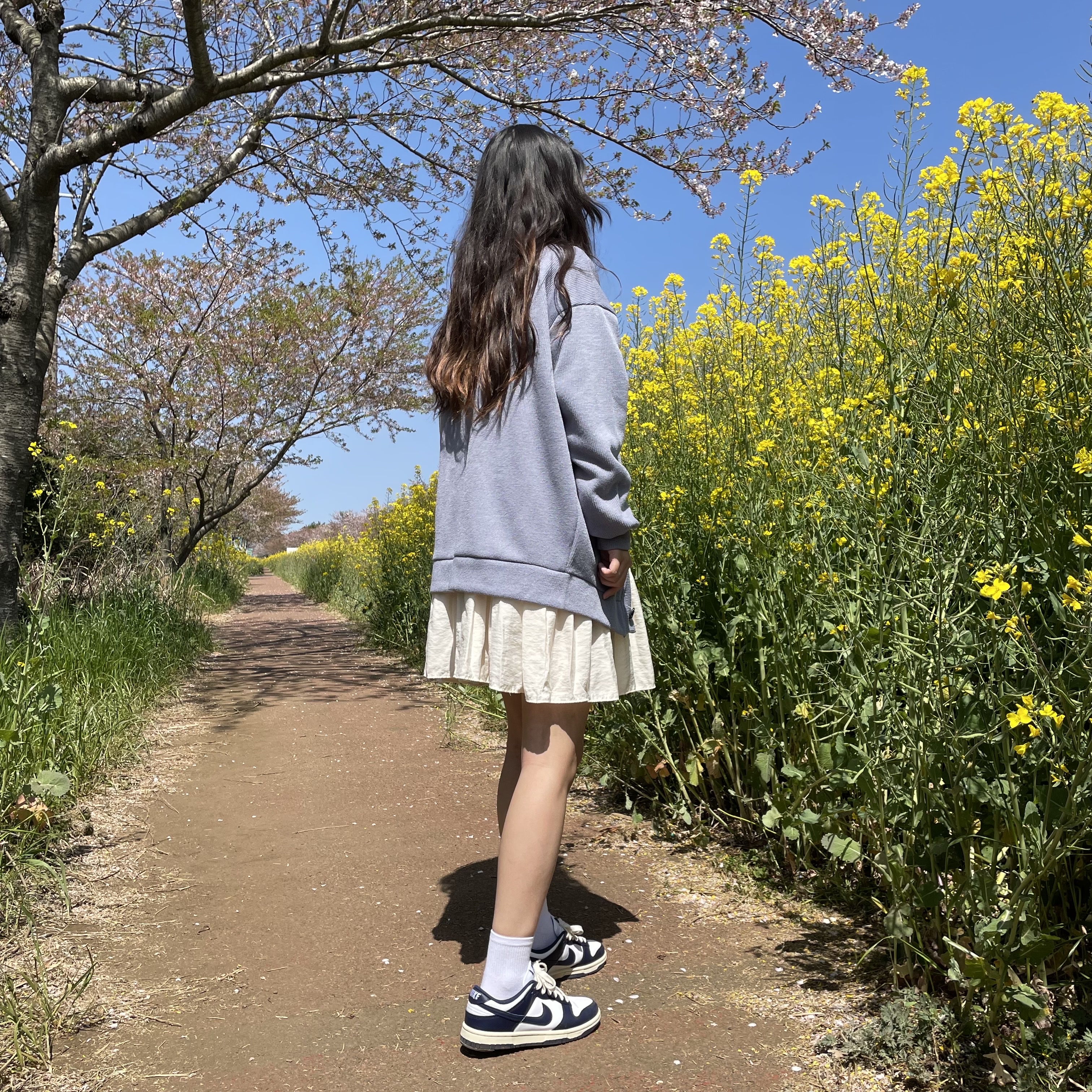 (W) Nike Dunk Low Vintage Midnight Navy 착용 스타일