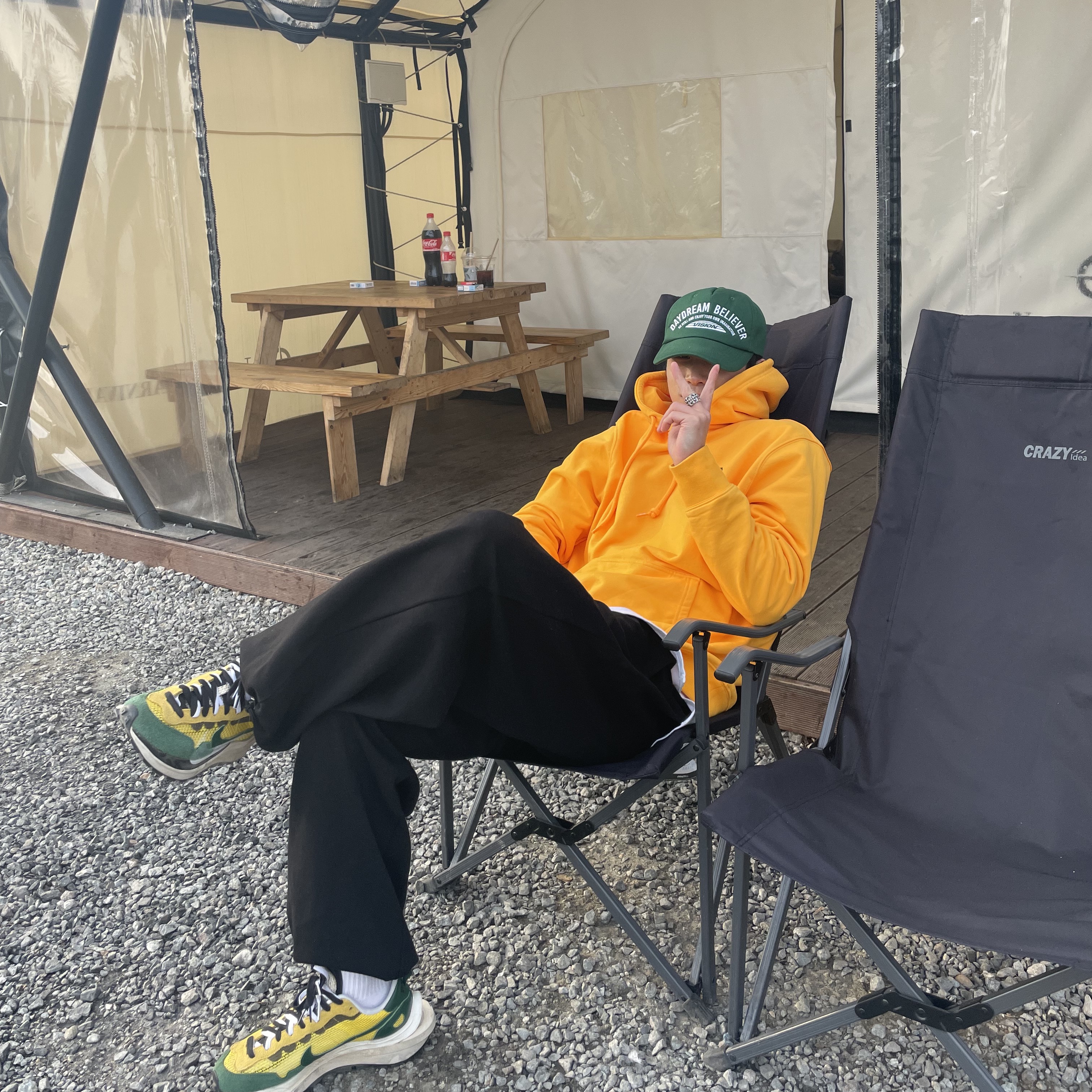 Palace Fallen City Hood Yellow - 22SS, Nike x Sacai VaporWaffle Tour Yellow & Gorge Green Sail 착용 스타일
