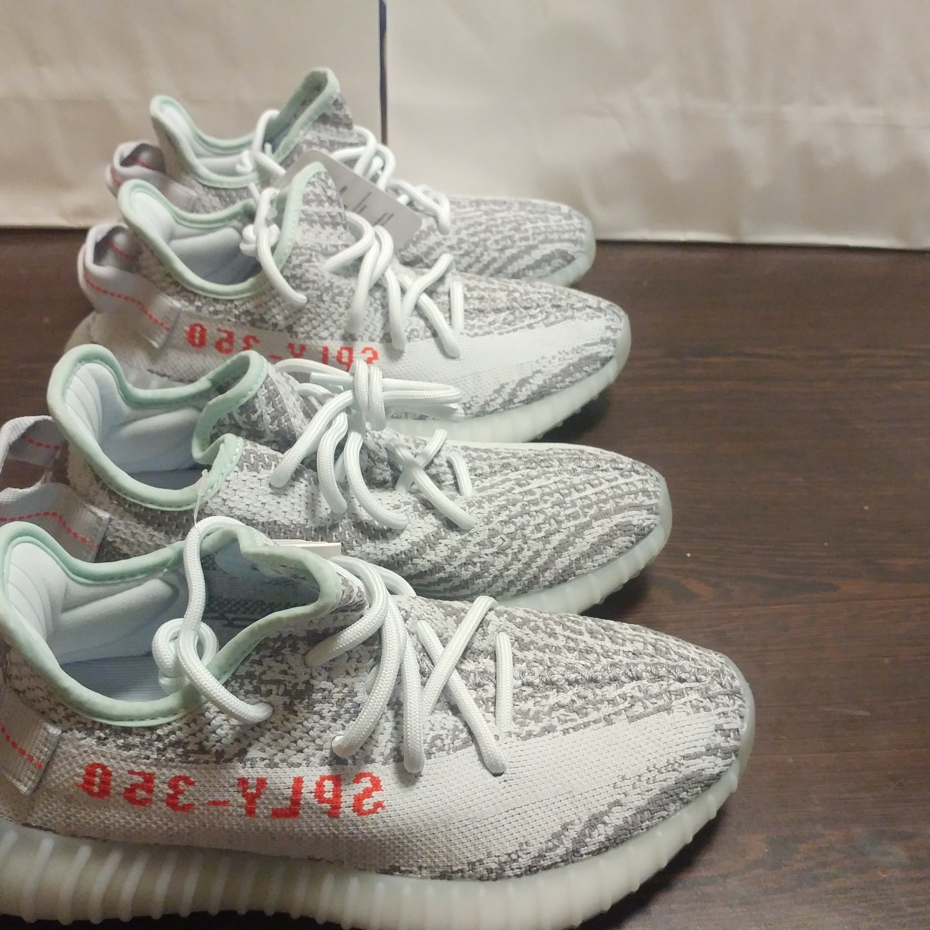 Adidas Yeezy Boost 350 V2 Blue Tint 2017, Adidas Yeezy Boost 350 V2 Zebra 2017/2019/2020 착용 스타일 - 2