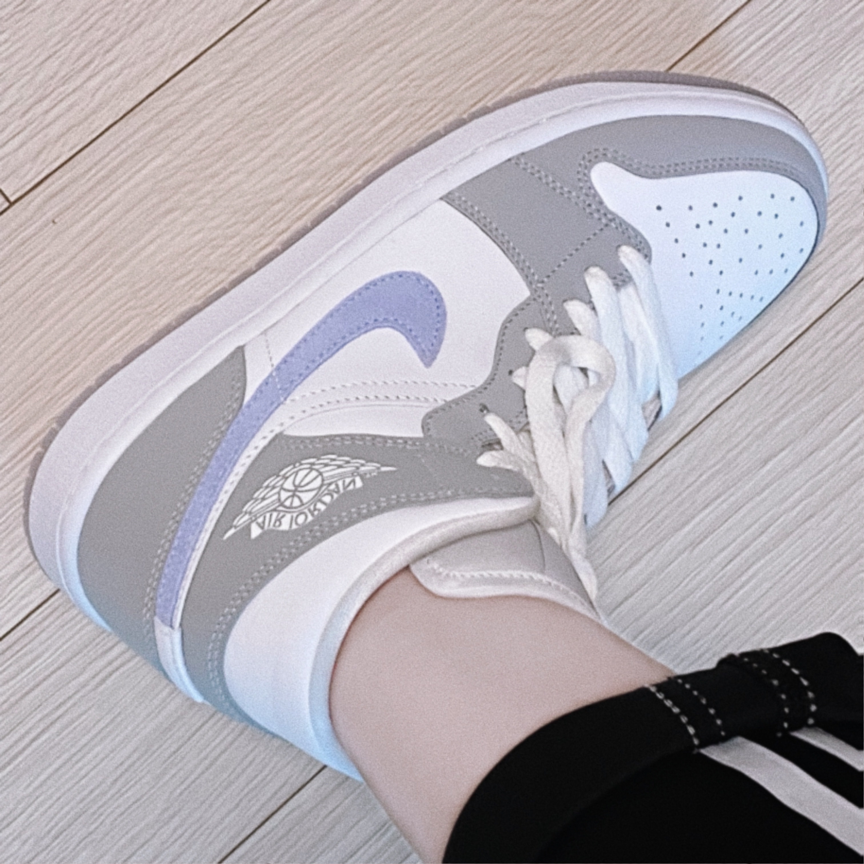 (W) Jordan 1 Mid Wolf Grey 착용 스타일