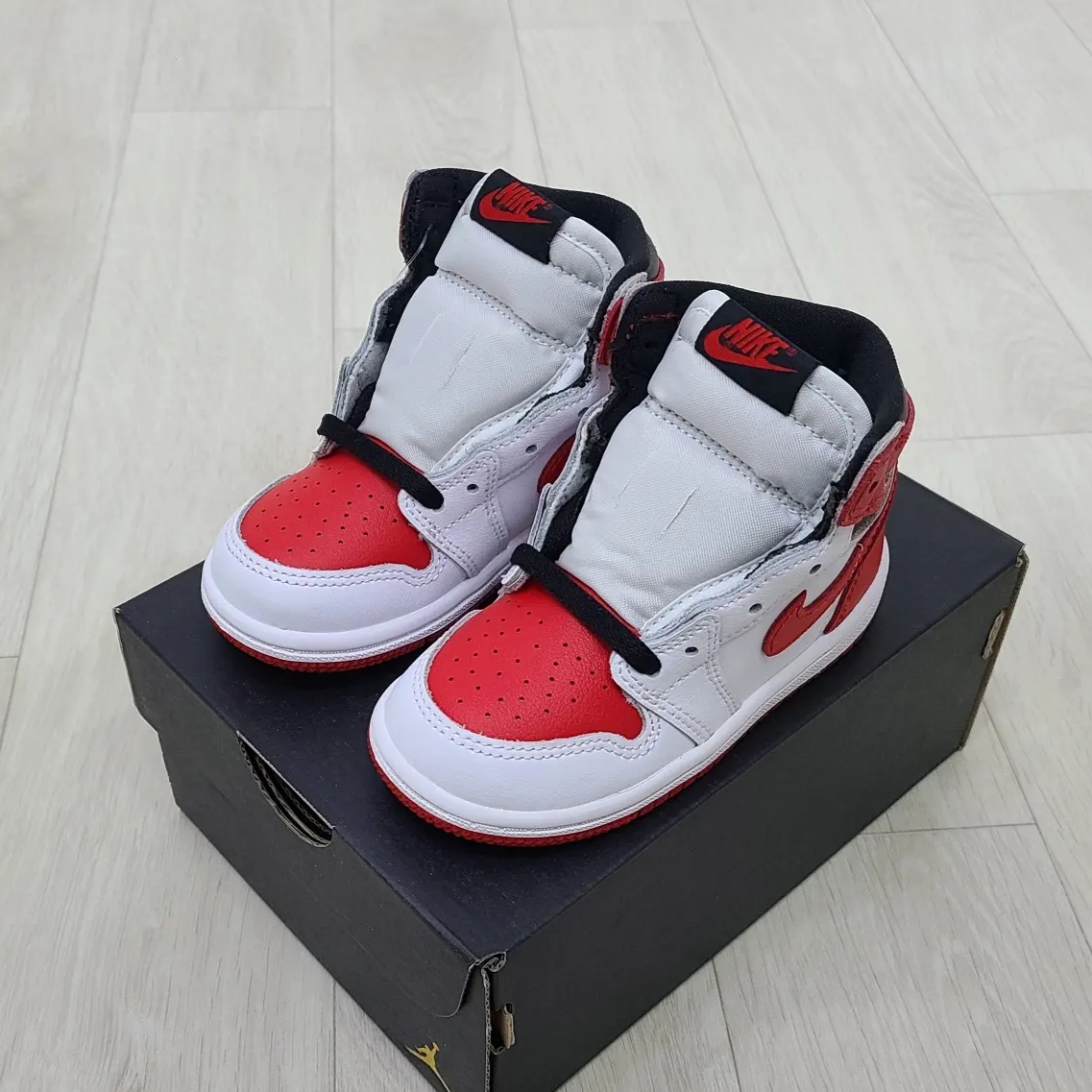 (TD) Jordan 1 Retro High OG Heritage 착용 스타일 - 2
