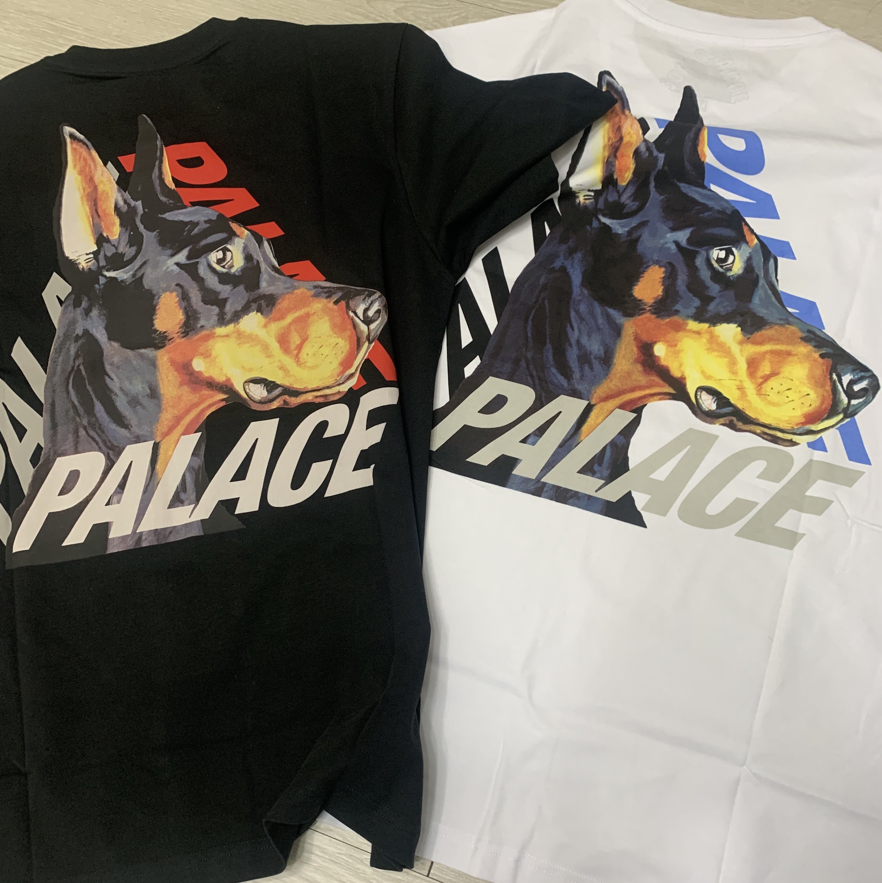 Palace P-3-K-9 T-Shirt White - 22SS, Palace P-3-K-9 T-Shirt Black - 22SS 착용 스타일
