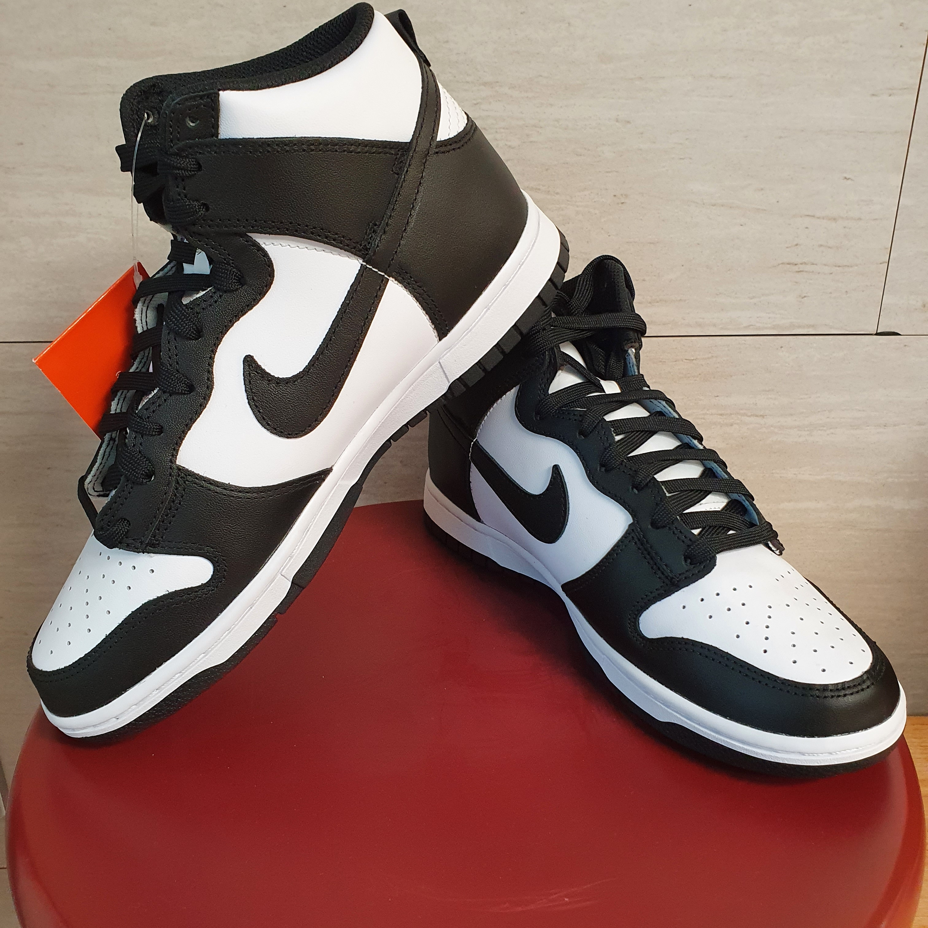 Nike Dunk High Retro Championship White 착용 스타일 - 1