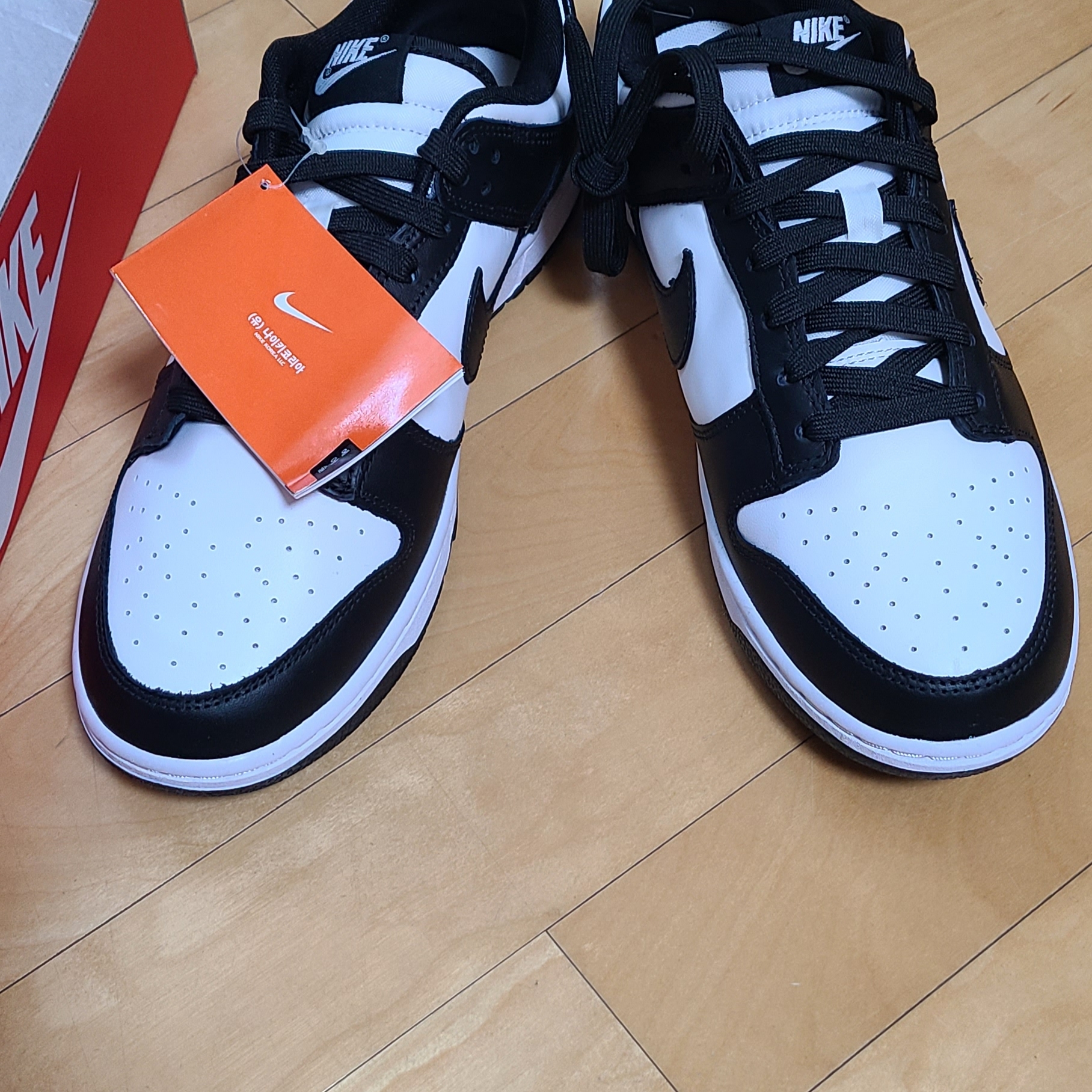 Nike Dunk Low Retro Black 착용 스타일