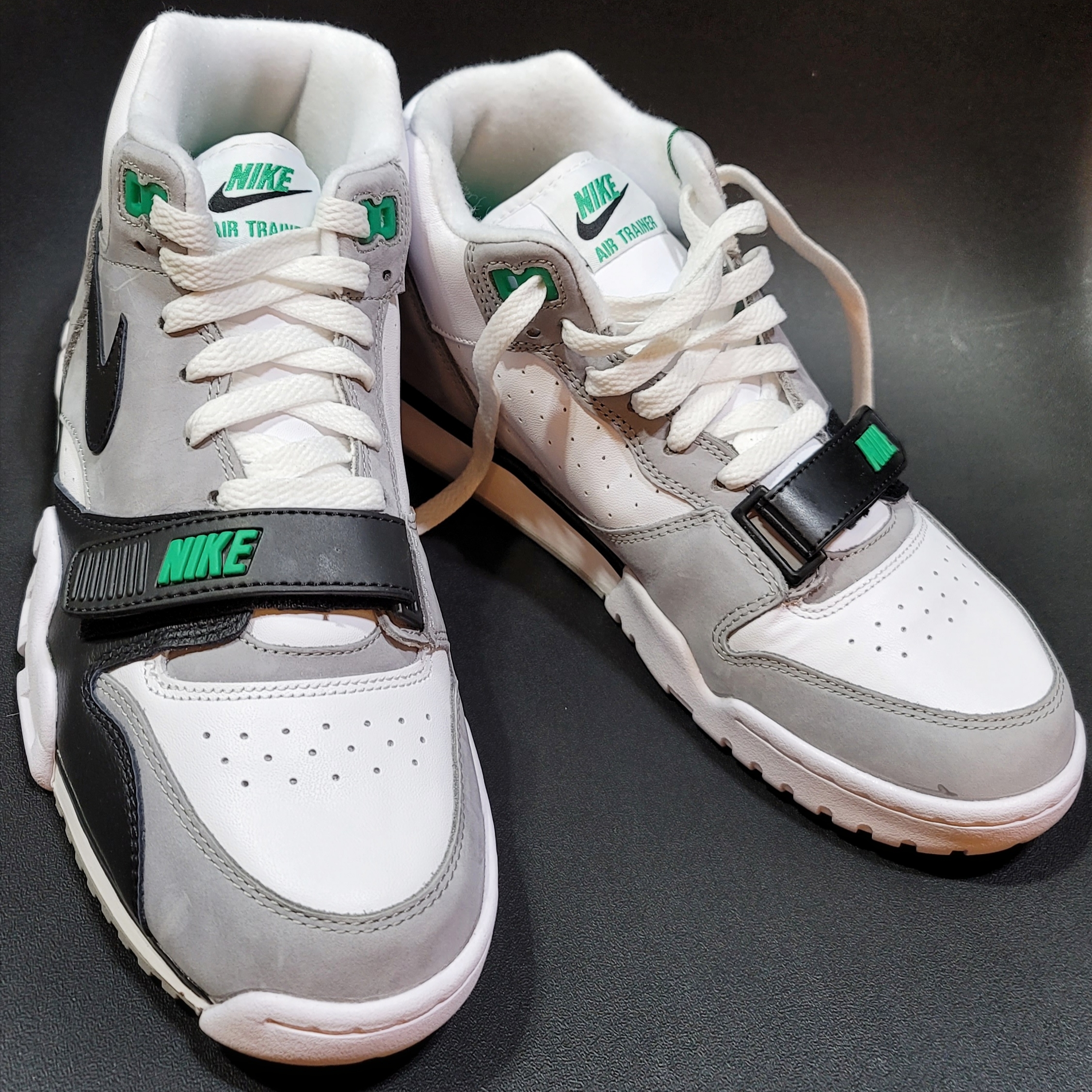 Nike Air Trainer 1 Chlorophyll 착용 스타일