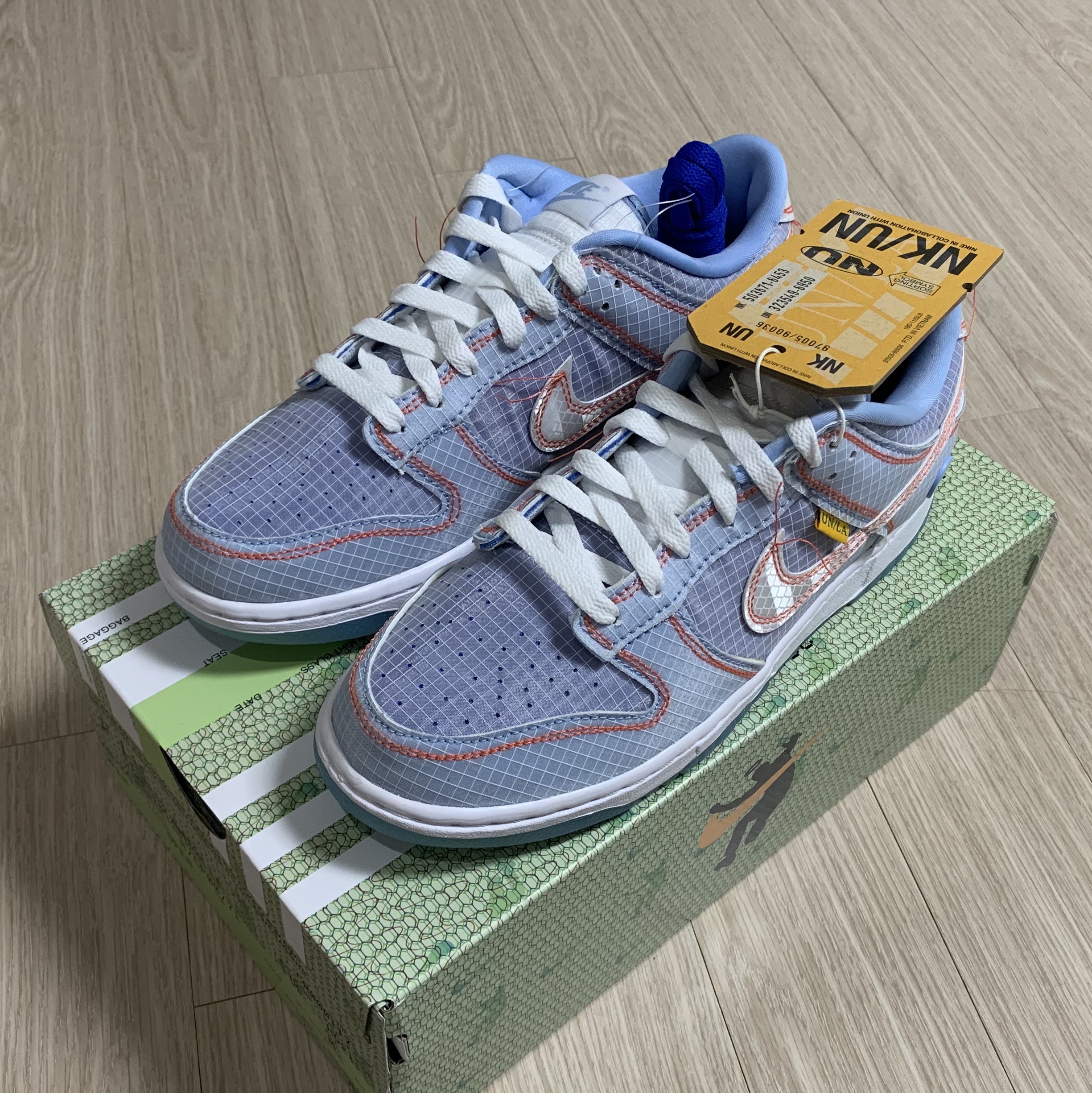 Nike x Union Dunk Low Passport Pack Argon 착용 스타일 - 1