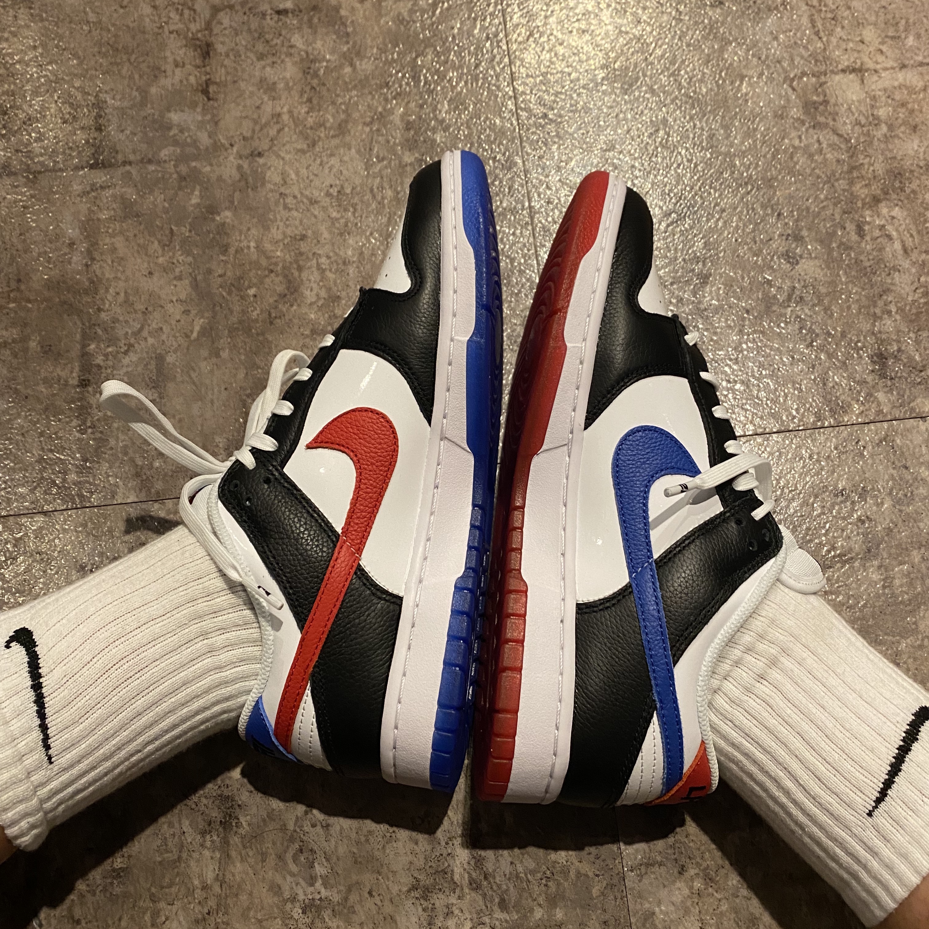 Nike Dunk Low SE Seoul 착용 스타일