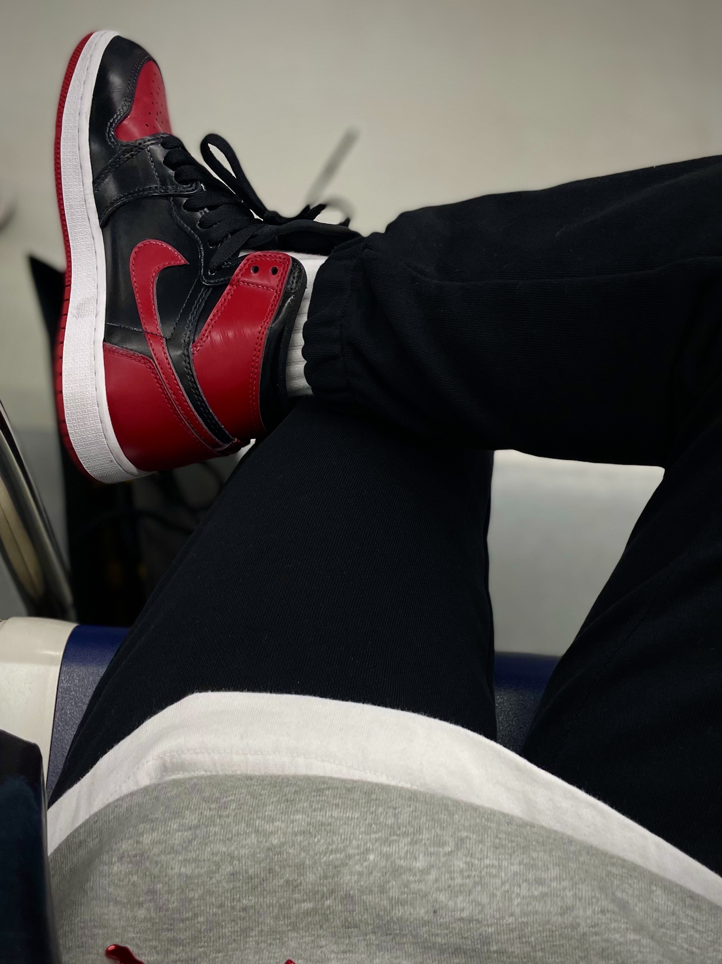 Jordan 1 Retro High OG Patent Bred, (GS) Jordan 1 Retro High OG Patent Bred 착용 스타일