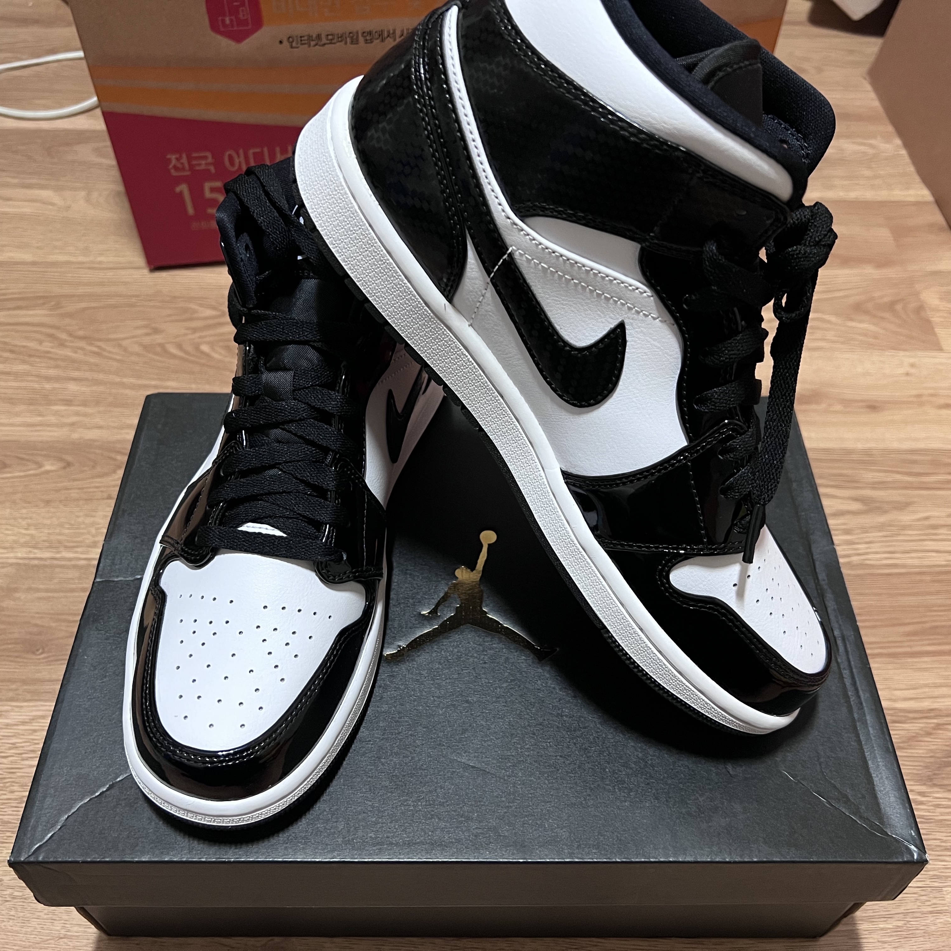Jordan 1 Mid SE ASW Black 착용 스타일