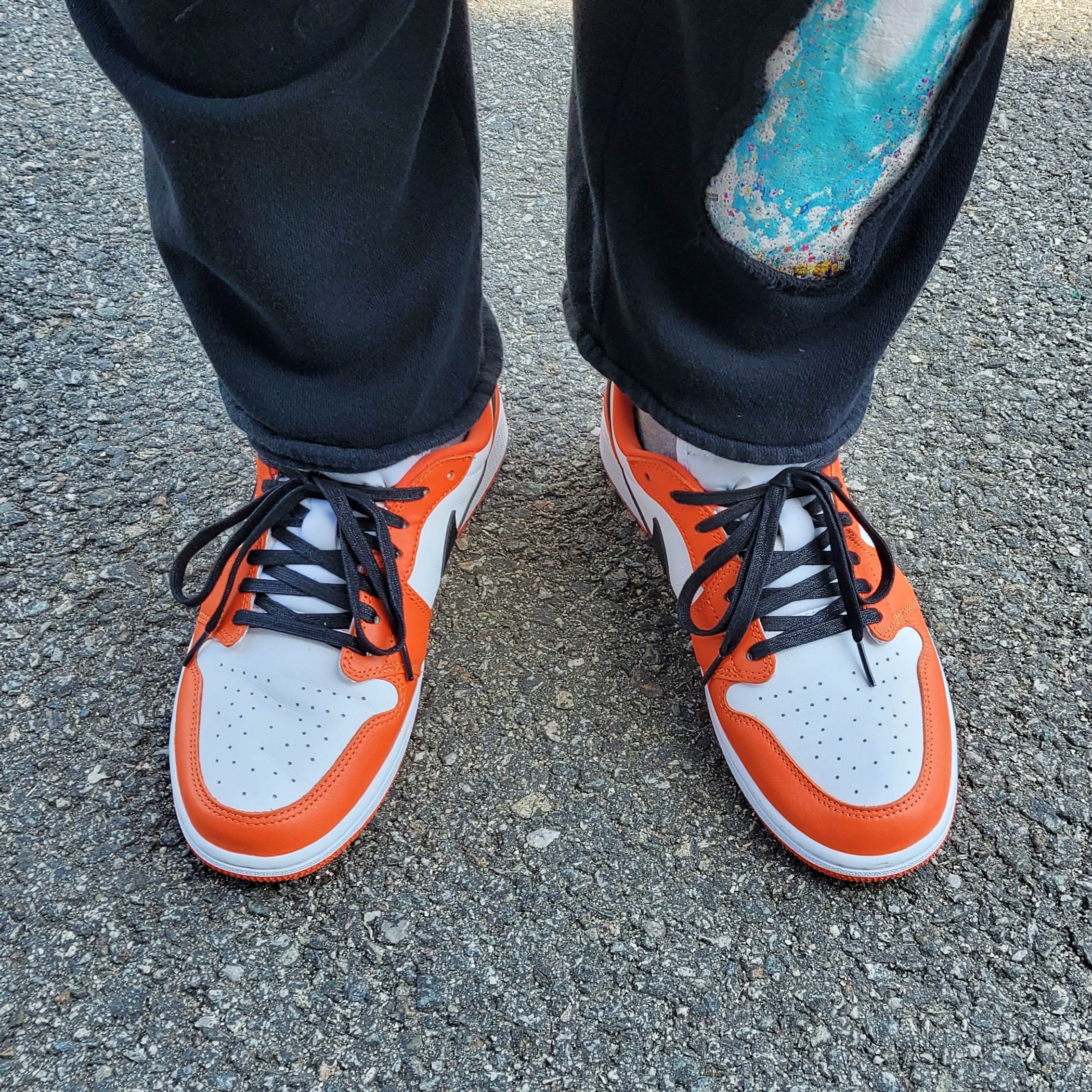 Jordan 1 Low OG Starfish 착용 스타일 - 3