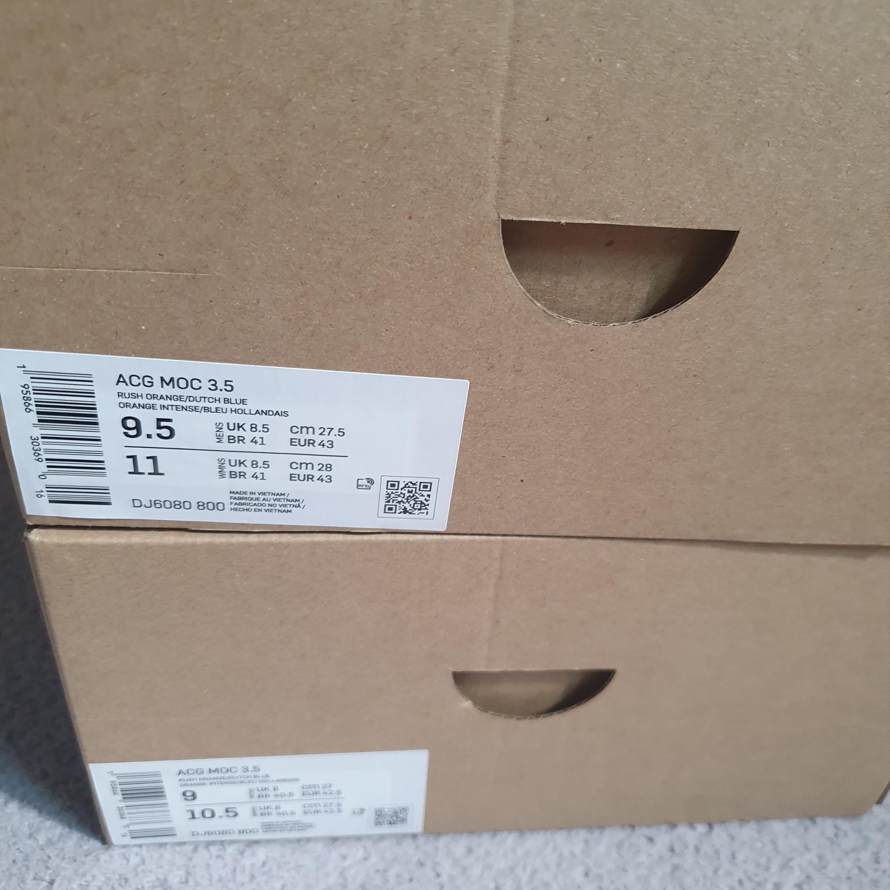 Nike ACG Moc 3.5 Rush Orange 착용 스타일