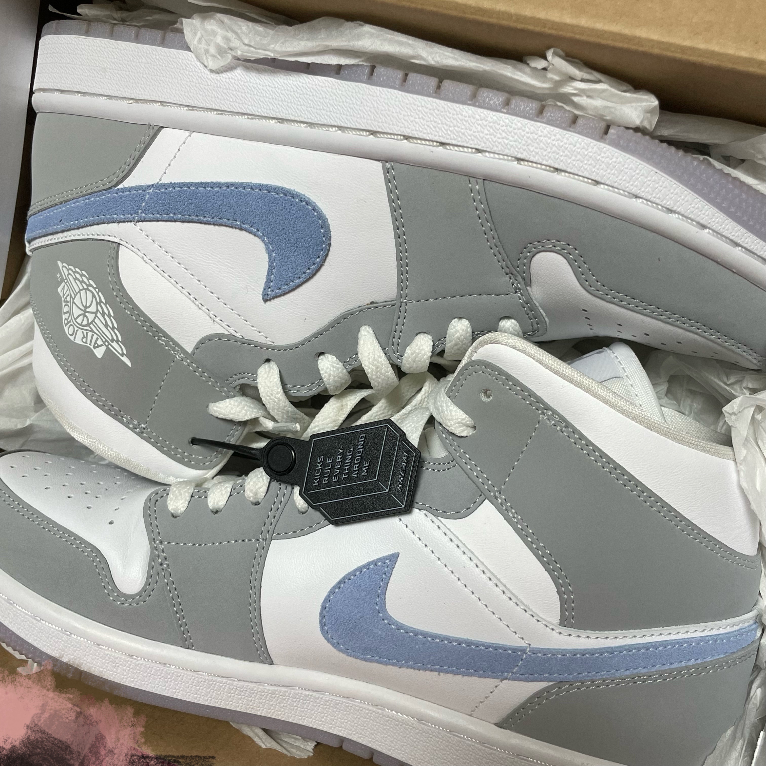 (W) Jordan 1 Mid Wolf Grey 착용 스타일