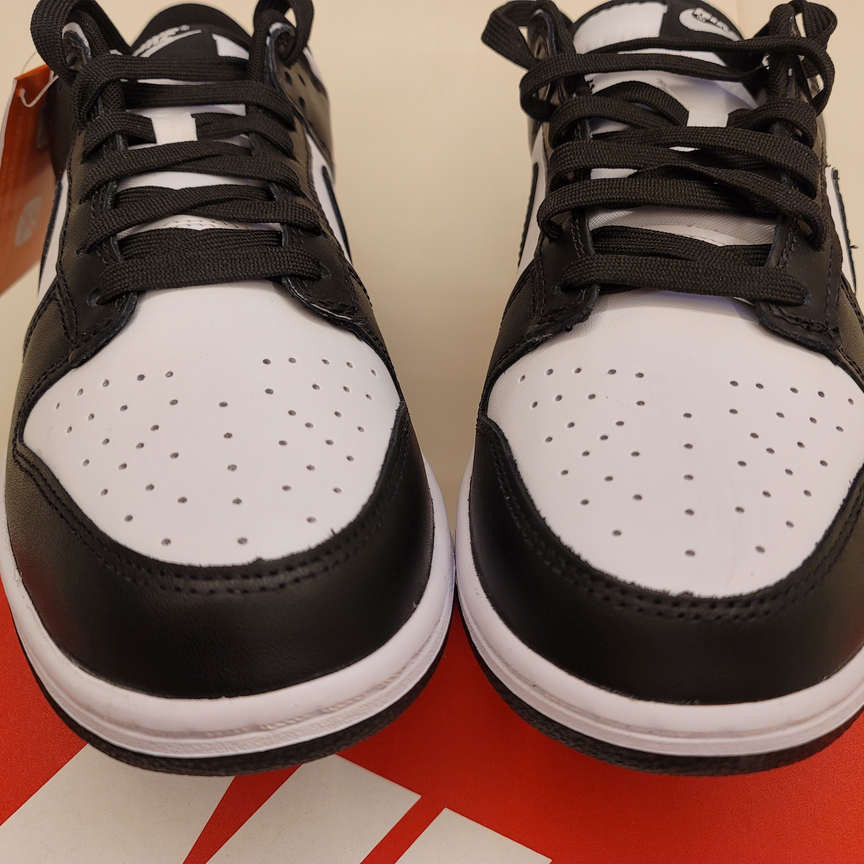 Nike Dunk Low Retro Black 착용 스타일 - 5