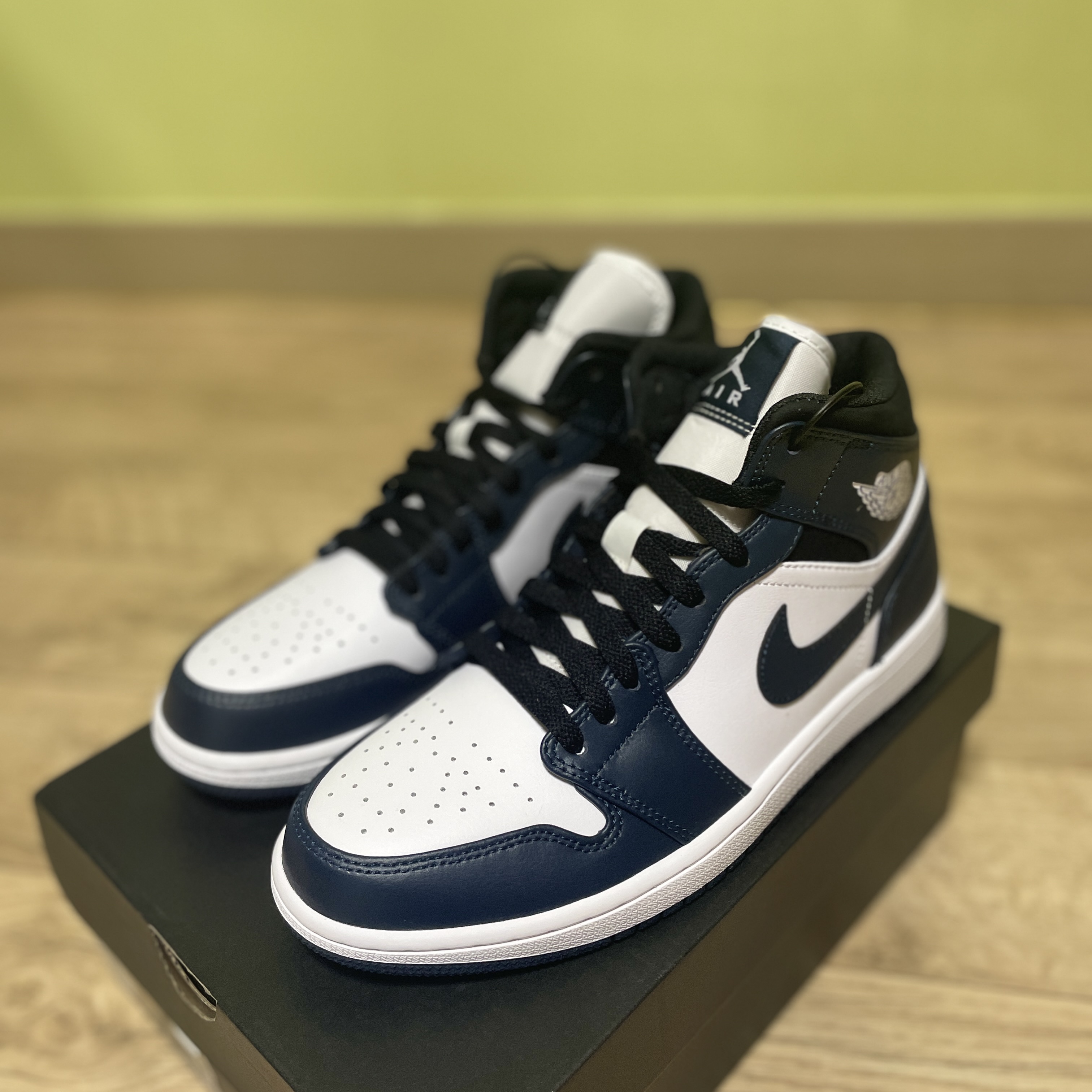 Jordan 1 Mid Dark Teal 착용 스타일 - 2