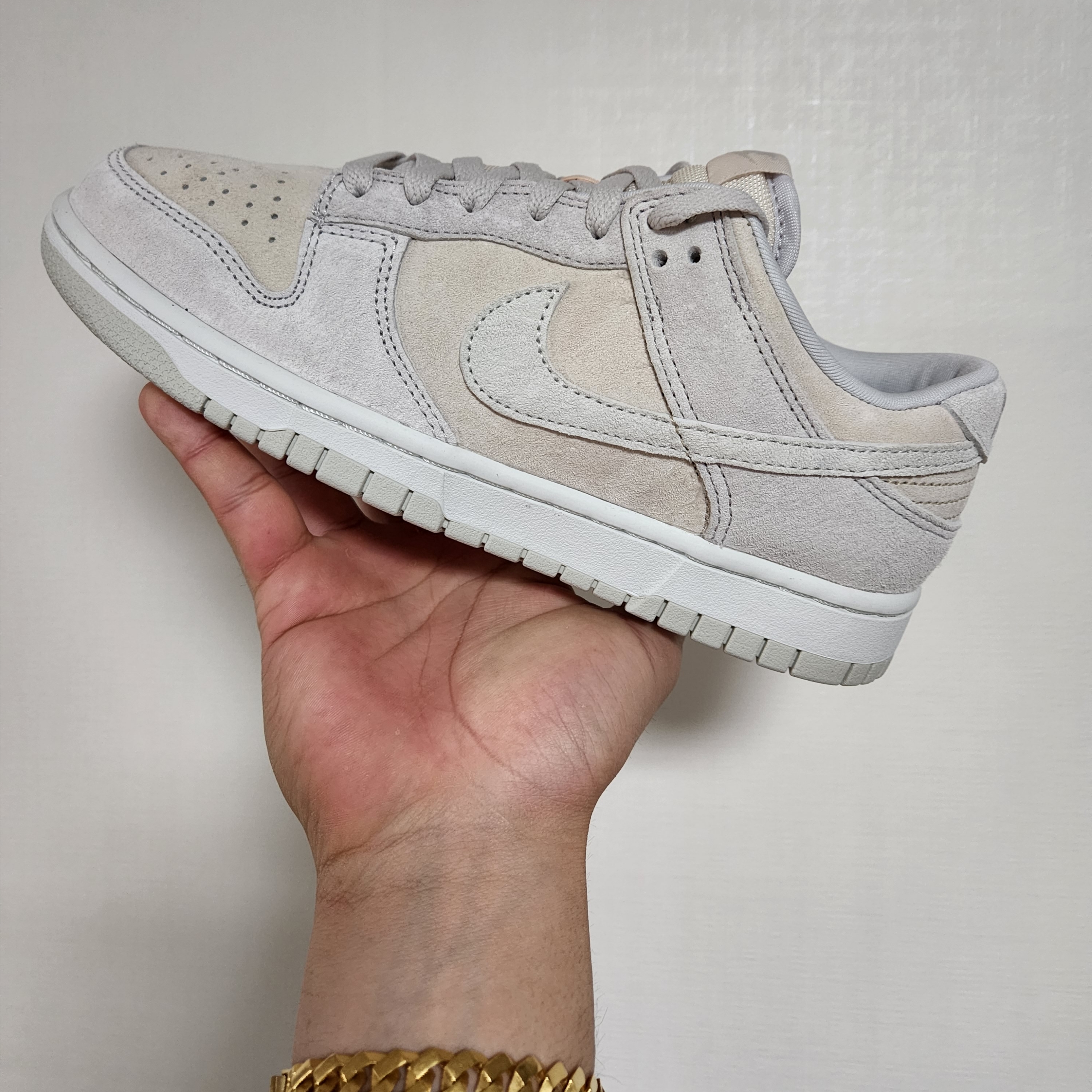 Nike Dunk Low Retro PRM Vast Grey 착용 스타일