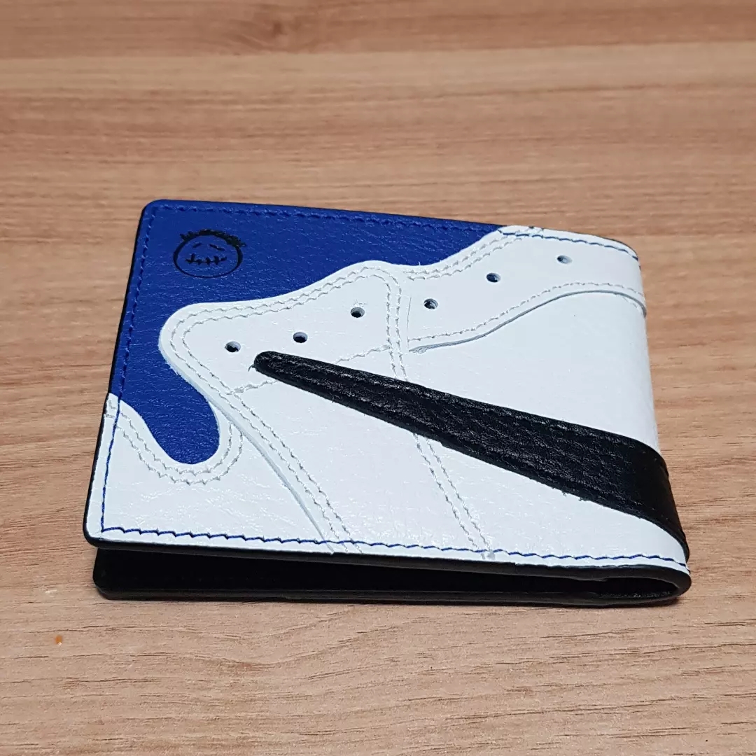 Jordan 1 x Travis Scott x Fragment Retro High OG SP Military Blue 착용 스타일 - 2