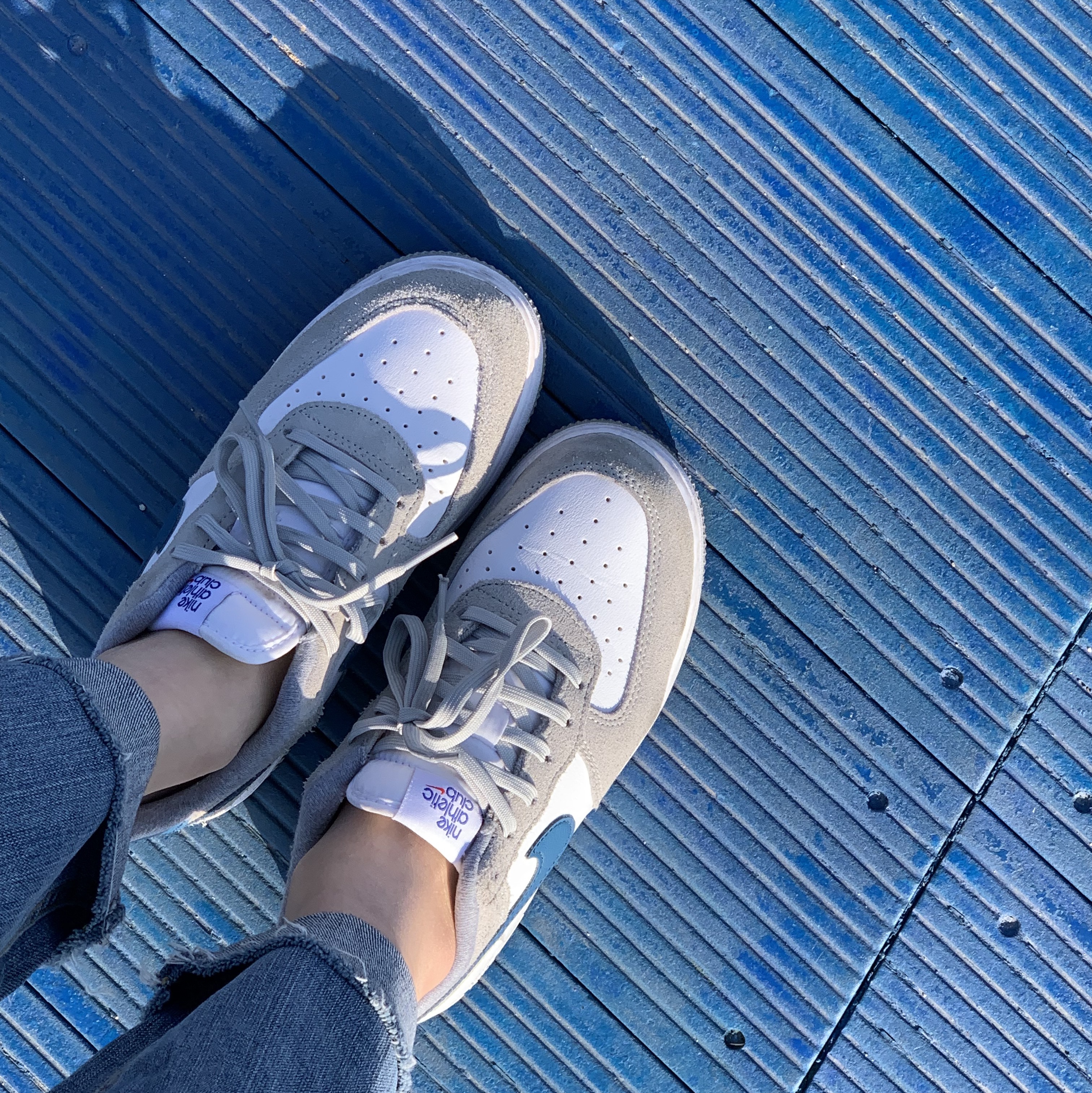 Nike Air Force 1 '07 LV8 Athletic Club Light Smoke Grey Marina, (GS) Nike Air Force 1 LV8 Athletic Club Light Smoke Grey Marina 착용 스타일