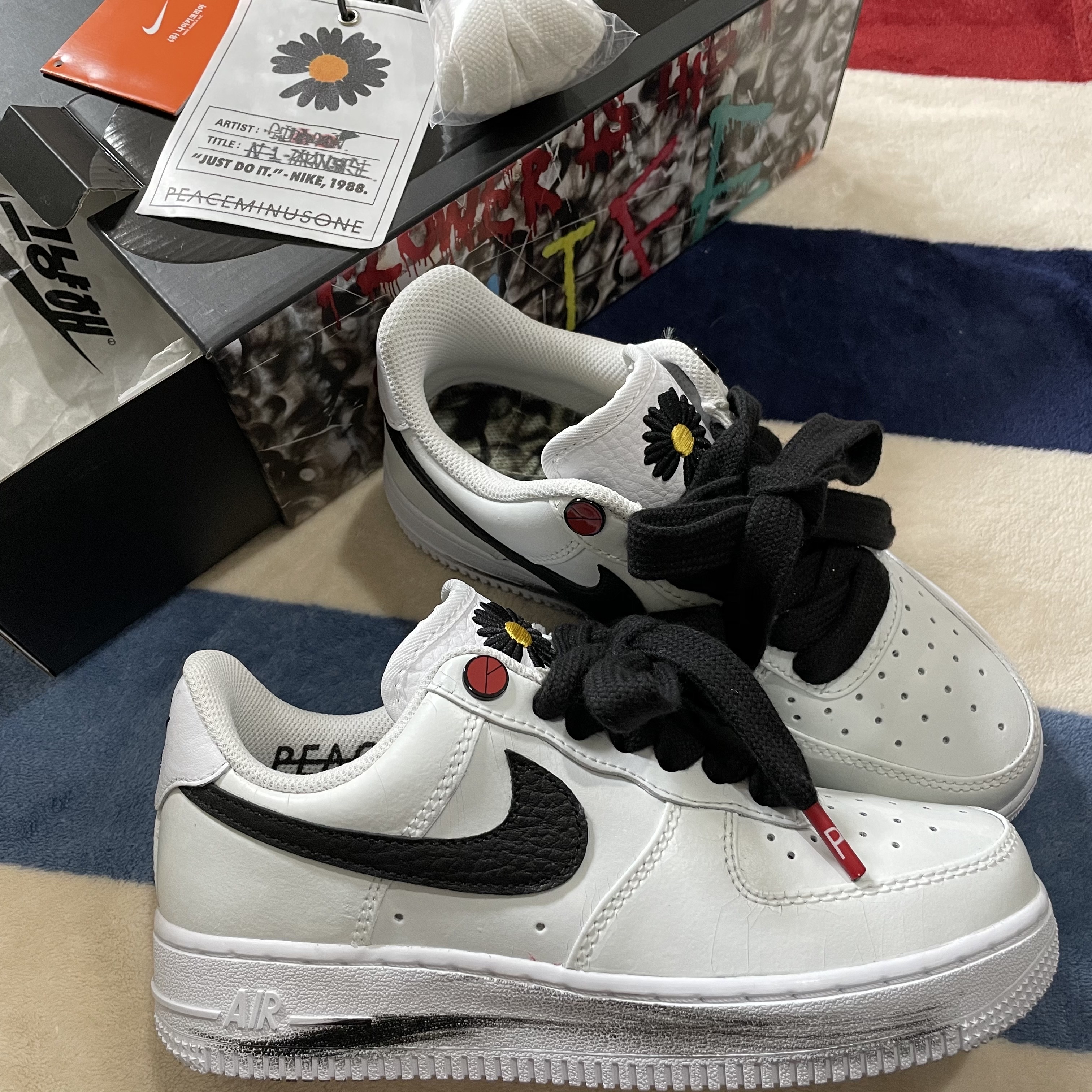Nike x Peaceminusone Air Force 1 Low Para-Noise 2.0 착용 스타일 - 1