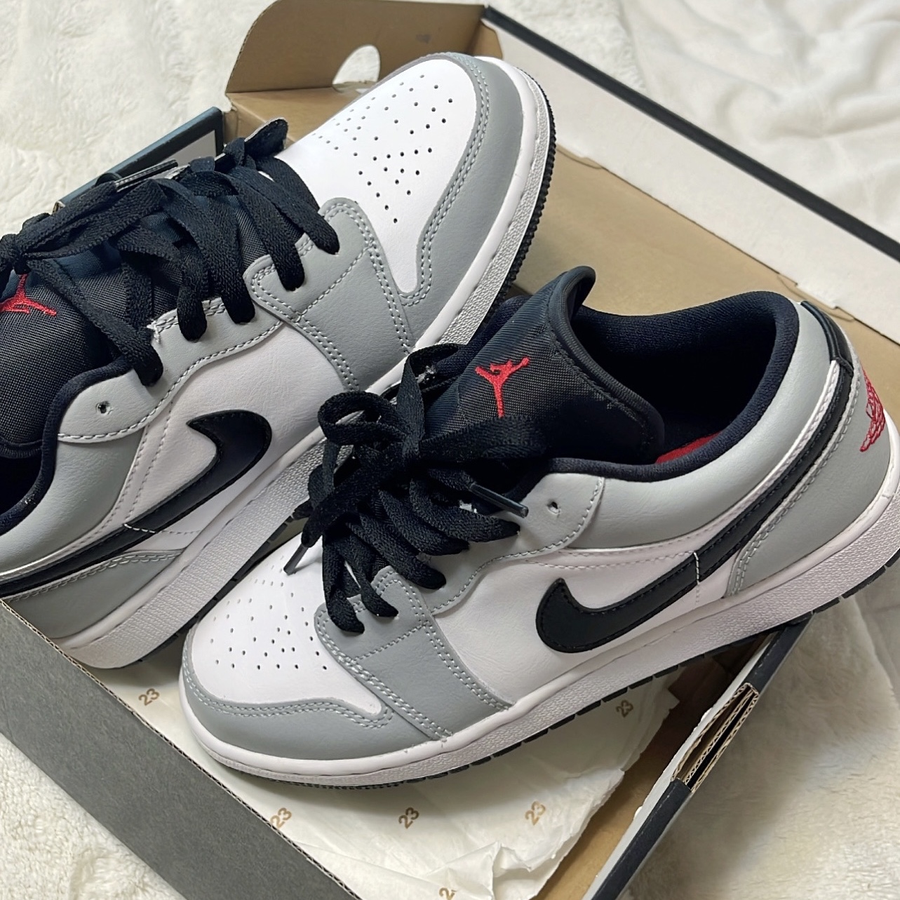 (GS) Jordan 1 Low Light Smoke Grey 착용 스타일 - 3