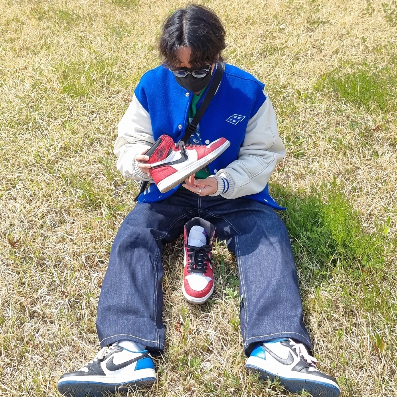 Jordan 1 Retro High Spider-Man Origin Story, Jordan 1 x Travis Scott x Fragment Retro Low OG SP Military Blue 착용 스타일