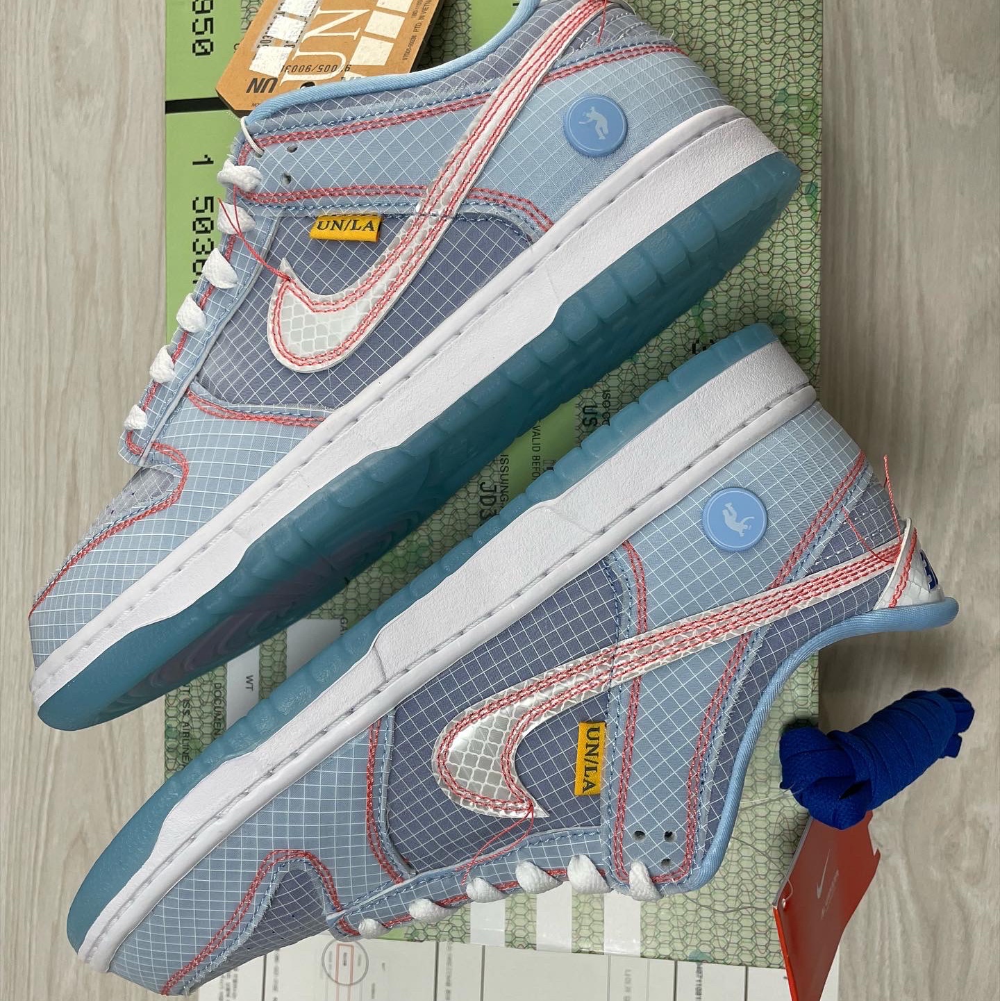 Nike x Union Dunk Low Passport Pack Argon 착용 스타일 - 3