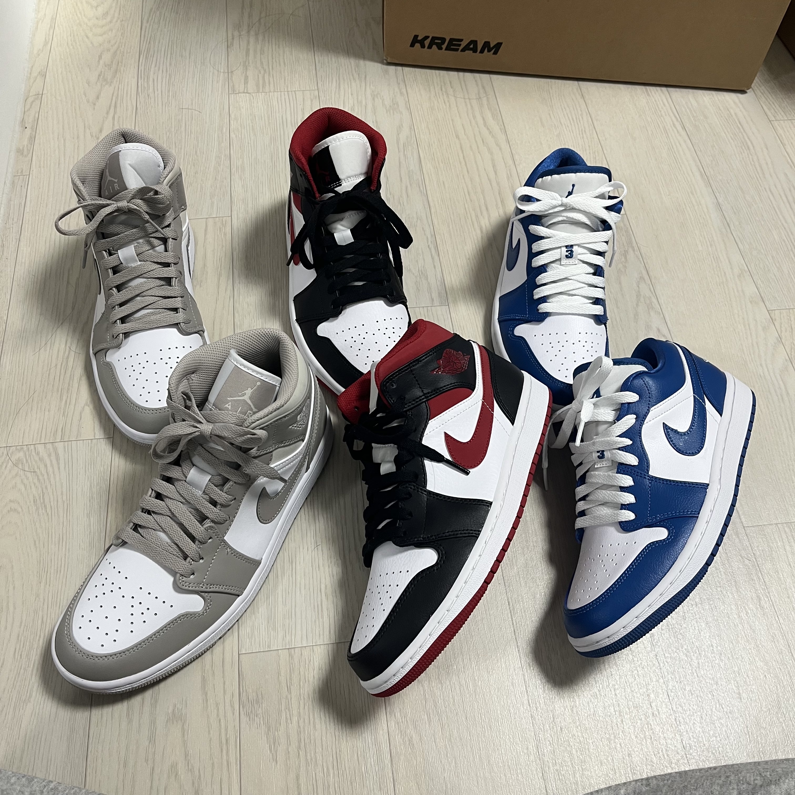 Jordan 1 Mid College Grey, Jordan 1 Mid Gym Red Black White 착용 스타일 - 3