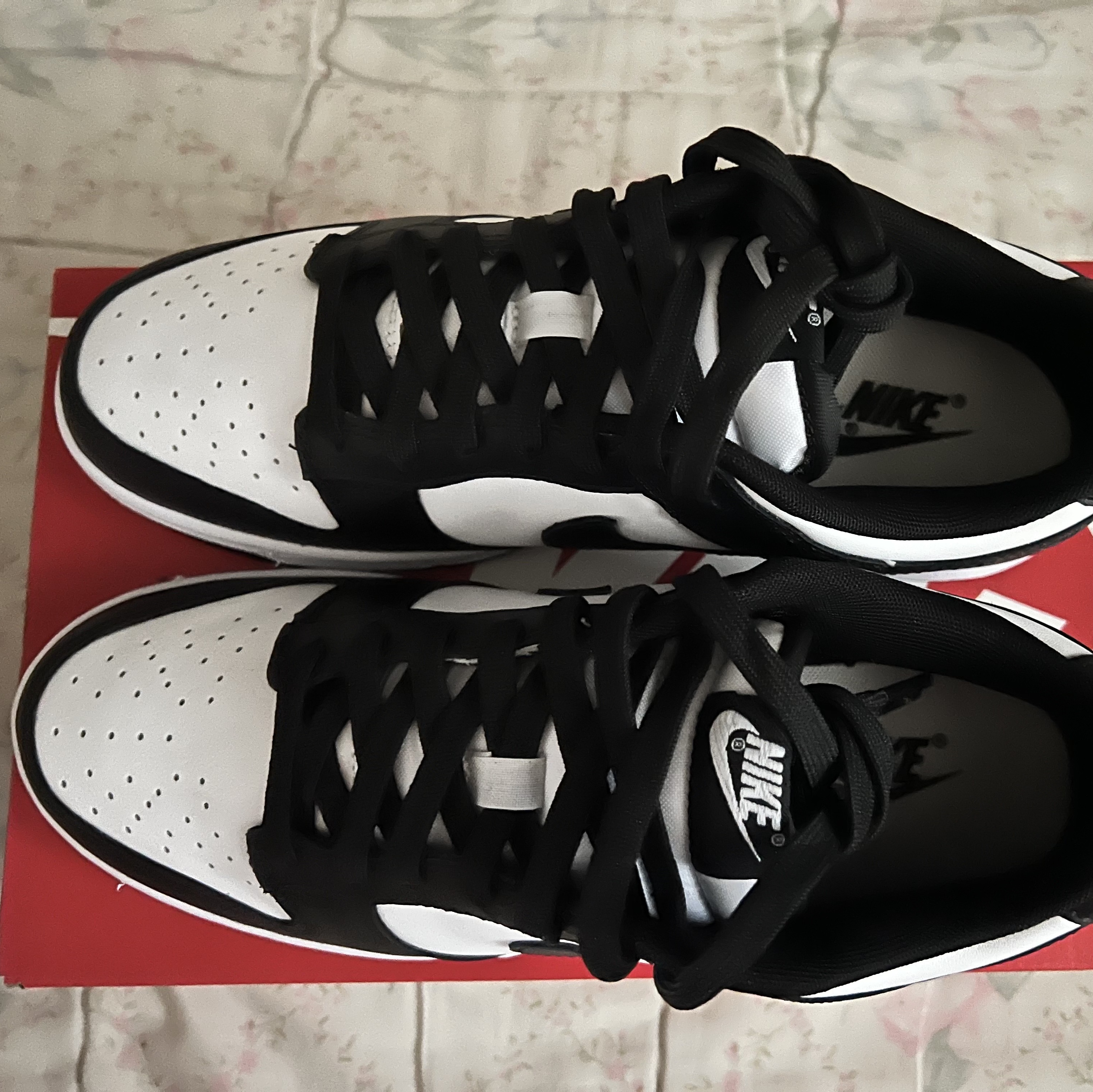 Nike Dunk Low Retro Black 착용 스타일 - 2