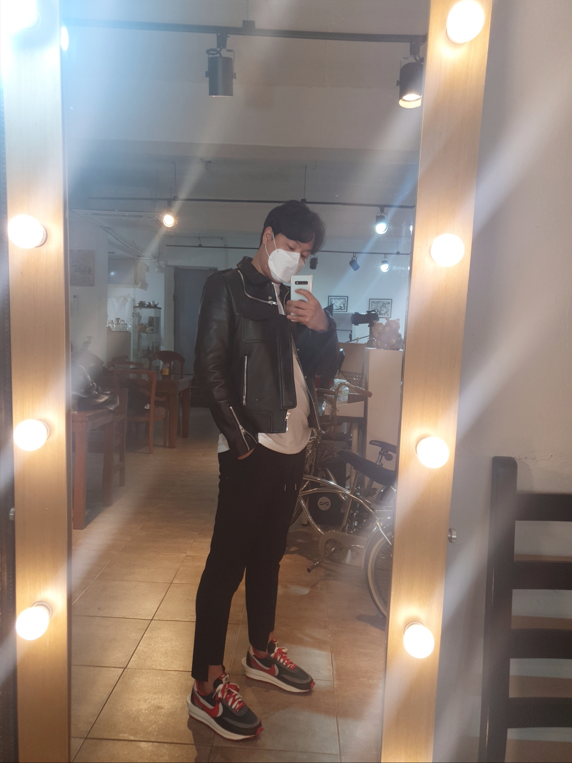 Nike x Sacai x Undercover LDWaffle Midnight Spruce University Red 착용 스타일