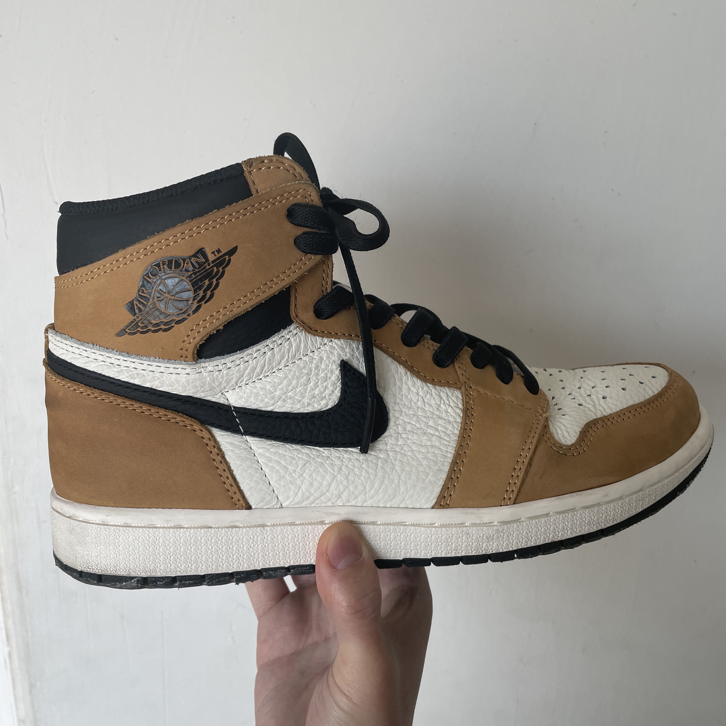 Jordan 1 Retro High Rookie of the Year 착용 스타일 - 2