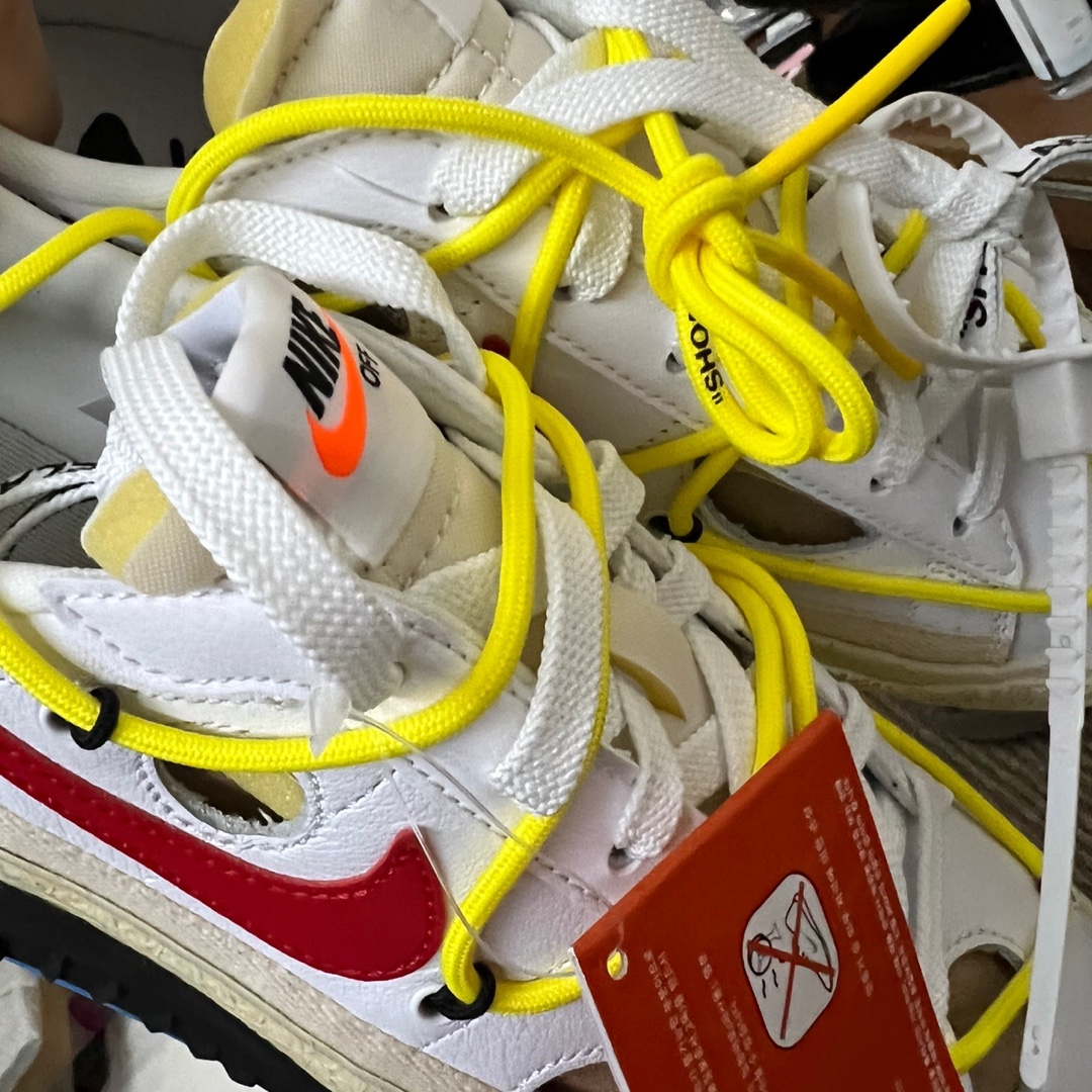 Nike x Off-White Blazer Low '77 White and University Red 착용 스타일 - 1