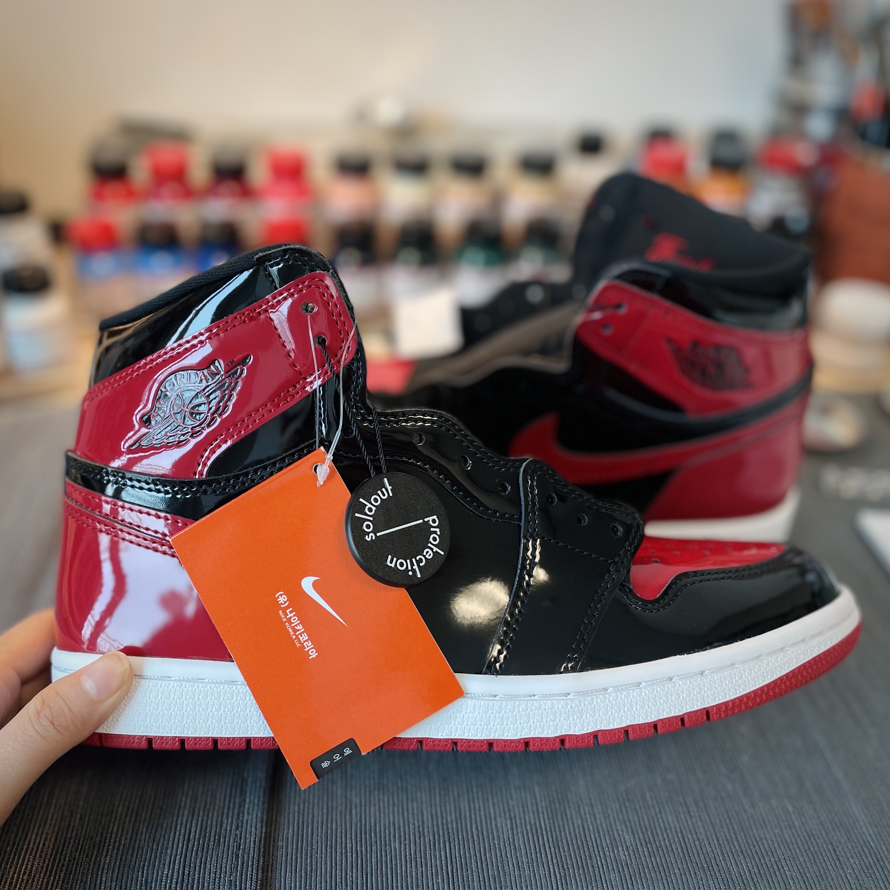 Jordan 1 Retro High OG Patent Bred 착용 스타일 - 3