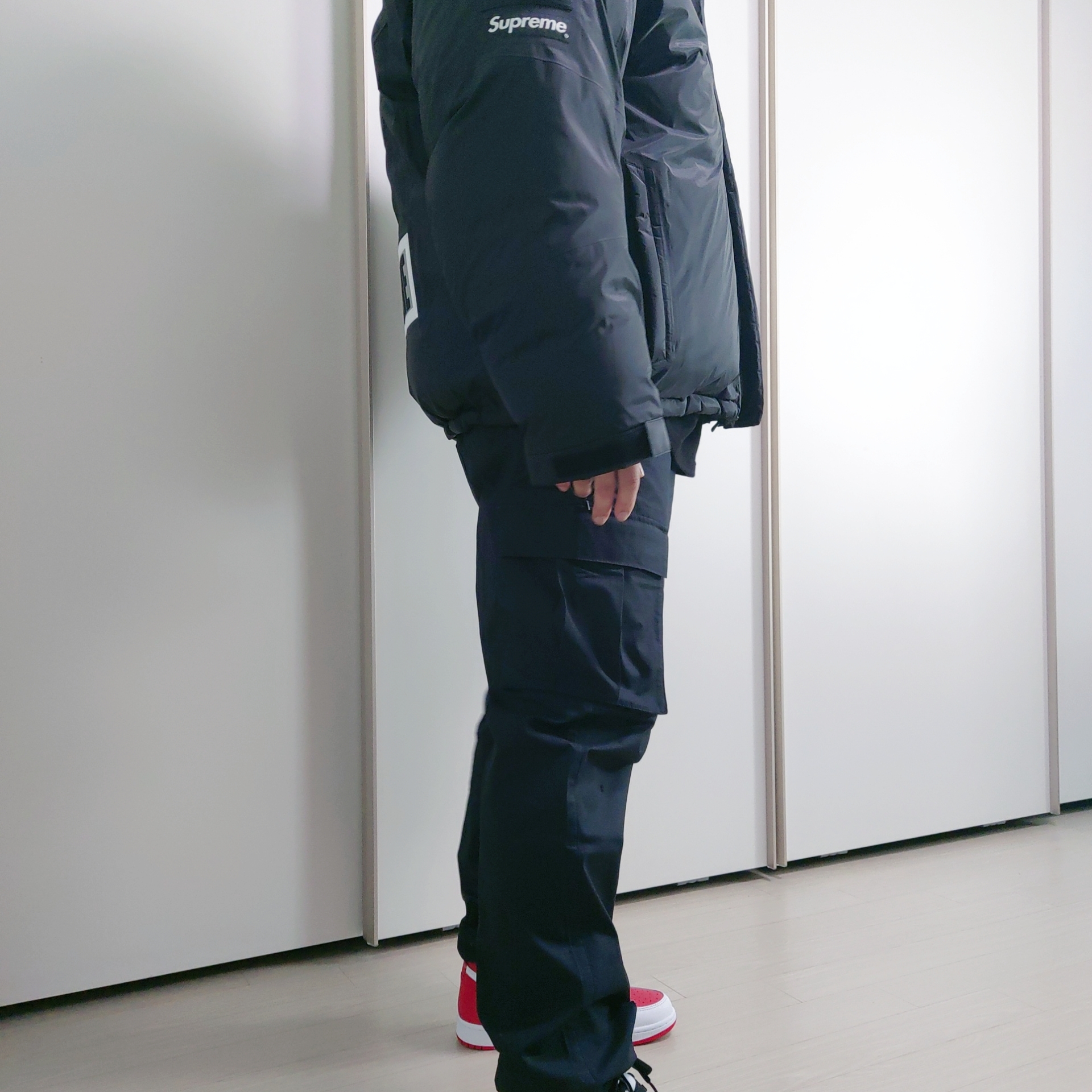 Supreme x The North Face Summit Series Rescue Baltoro Jacket Black - 22SS, Stussy Basic Stussy LS T-Shirt Black 2022 착용 스타일 - 4