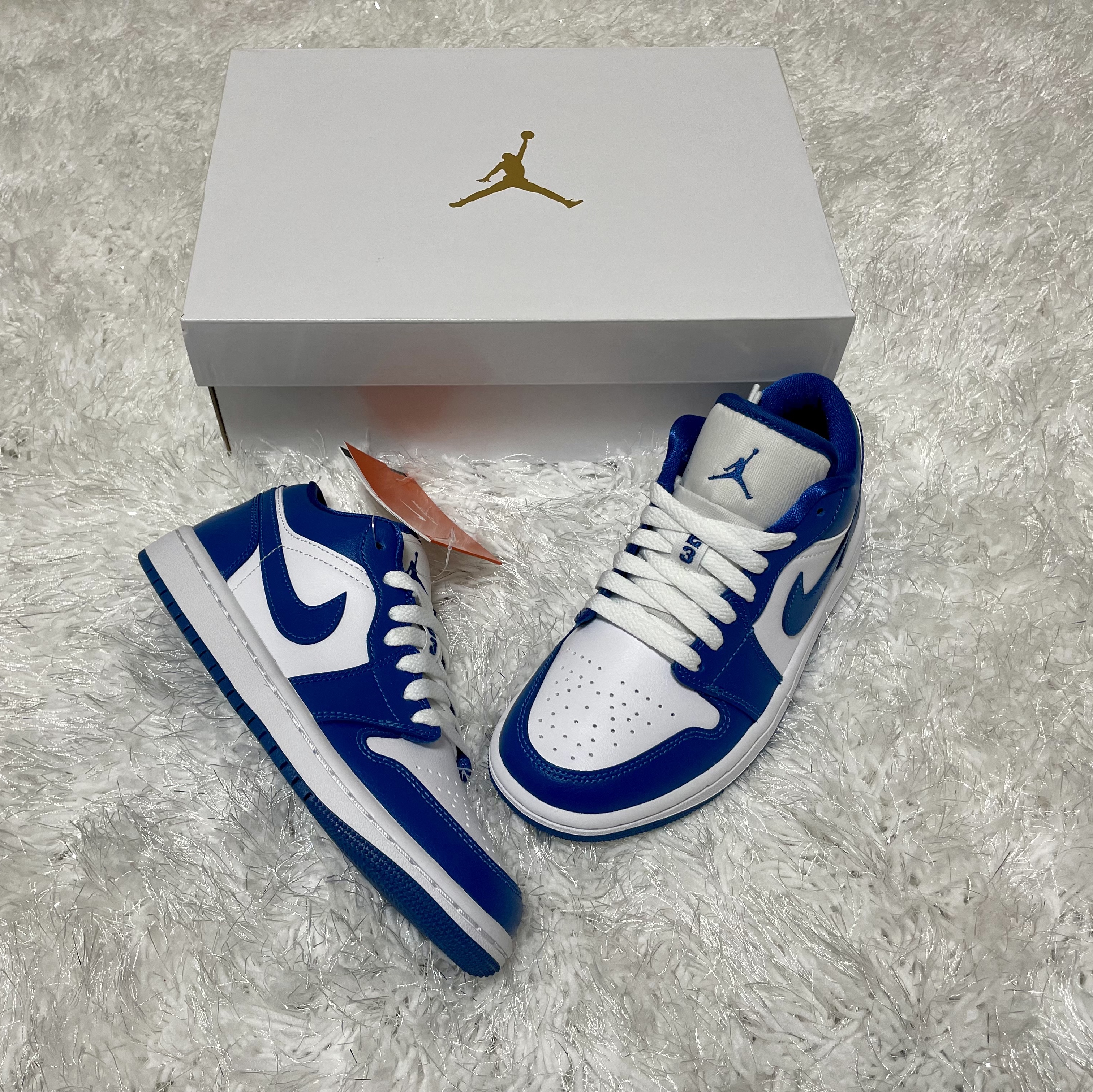 (W) Jordan 1 Low White Dark Marina Blue 착용 스타일 - 2