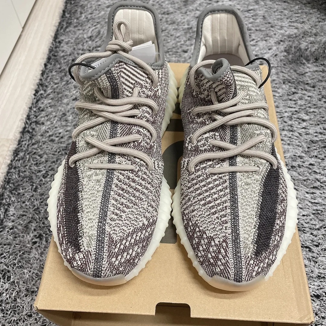 Adidas Yeezy Boost 350 V2 Zyon 착용 스타일 - 2