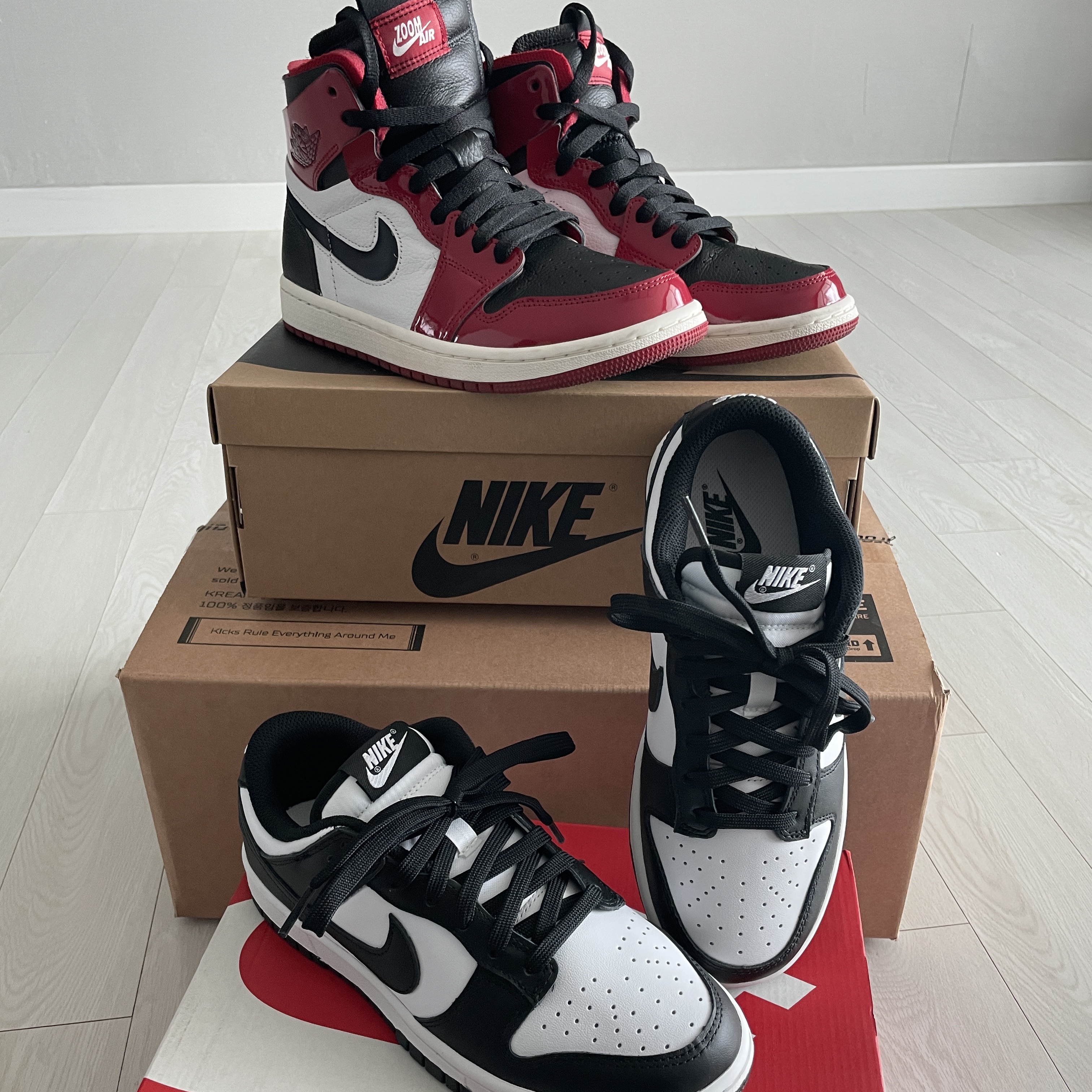 Nike Dunk Low Retro Black, (W) Jordan 1 Zoom Air CMFT Gym Red Black 착용 스타일
